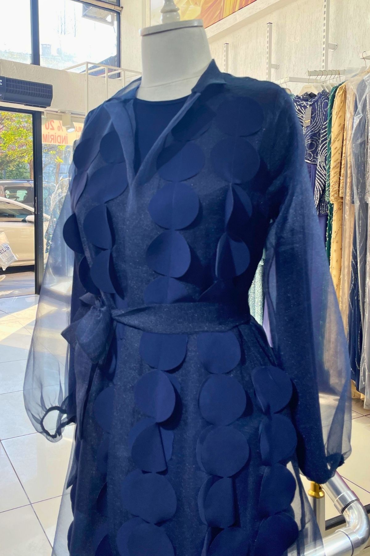 Puantiye Detaylı İkili Abaya