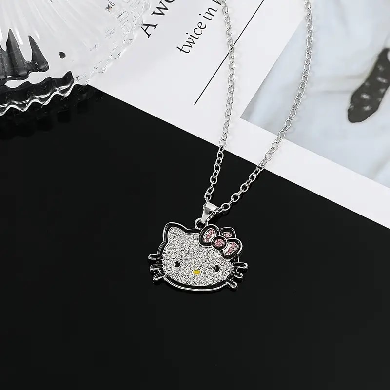 Hello Kitty Cazibeli Kolye