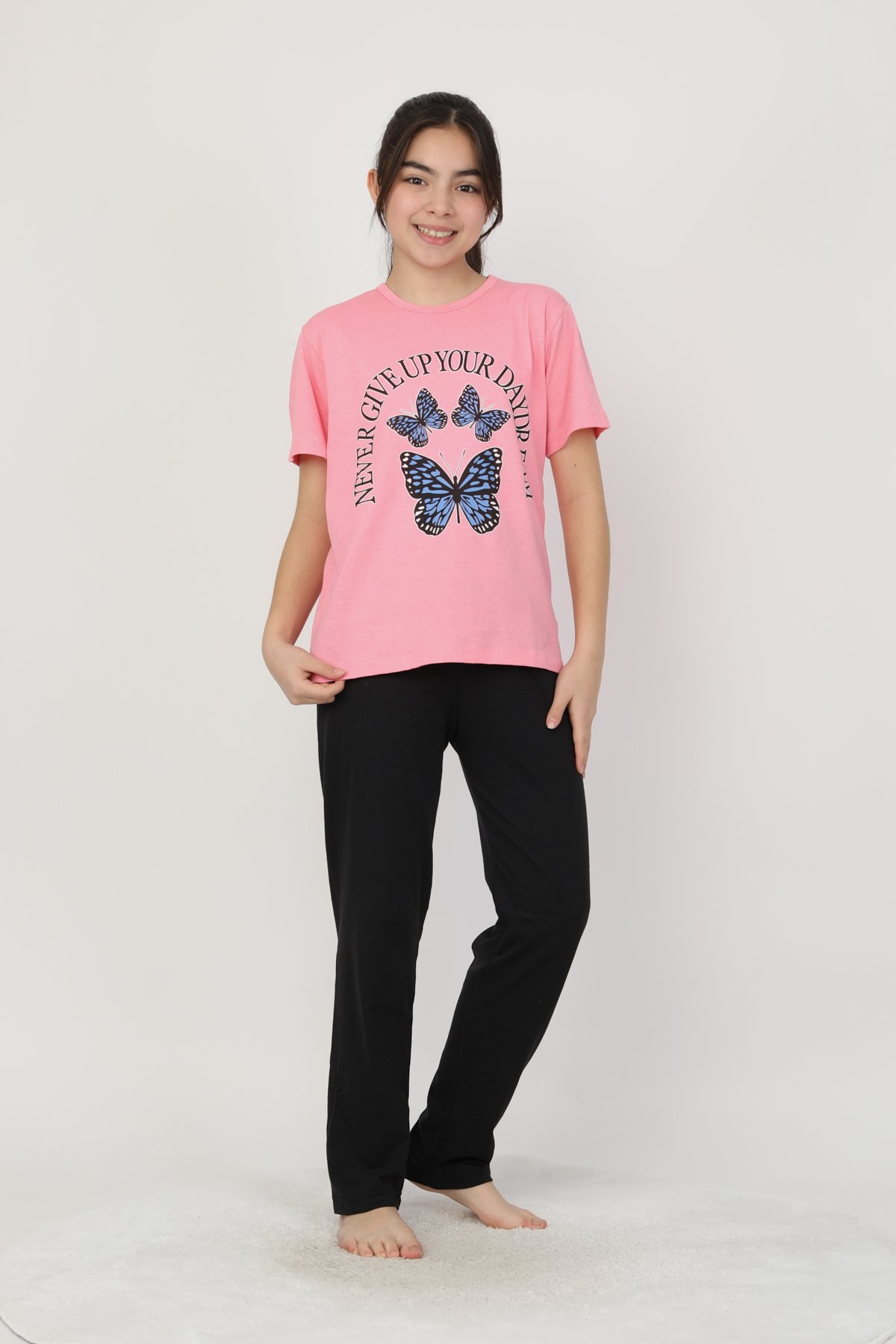 Kelebek Baskılı Kız Çocuk Pijama Takımı 840