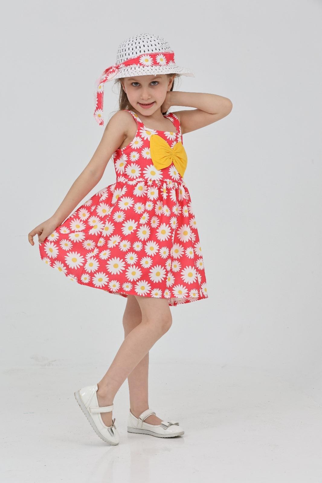 ŞAPKALI PAPATYA DESENLİ KIZ ÇOCUK ELBİSE B0001