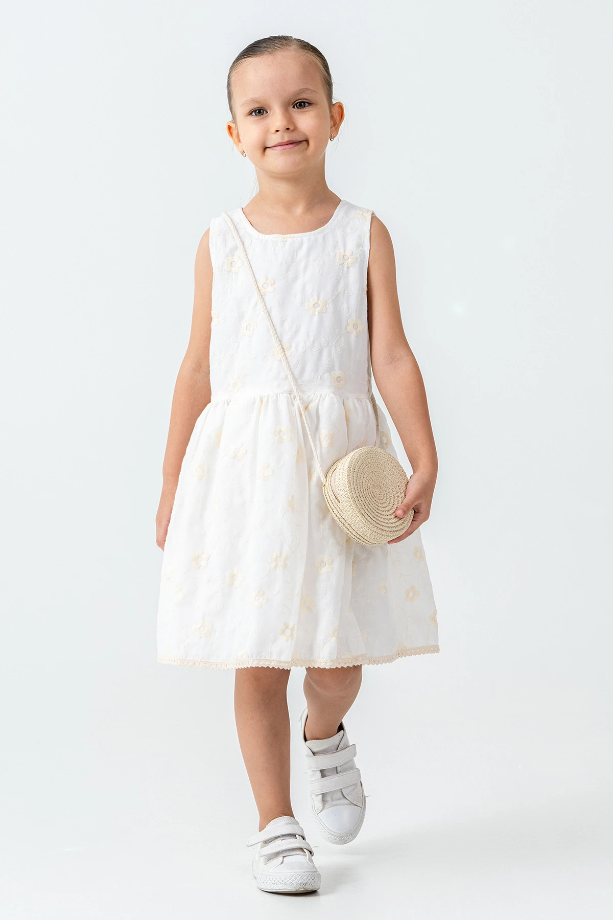 Hasır Çantalı Nakışlı Kız Çocuk 3'lü Takım - 26K 7265