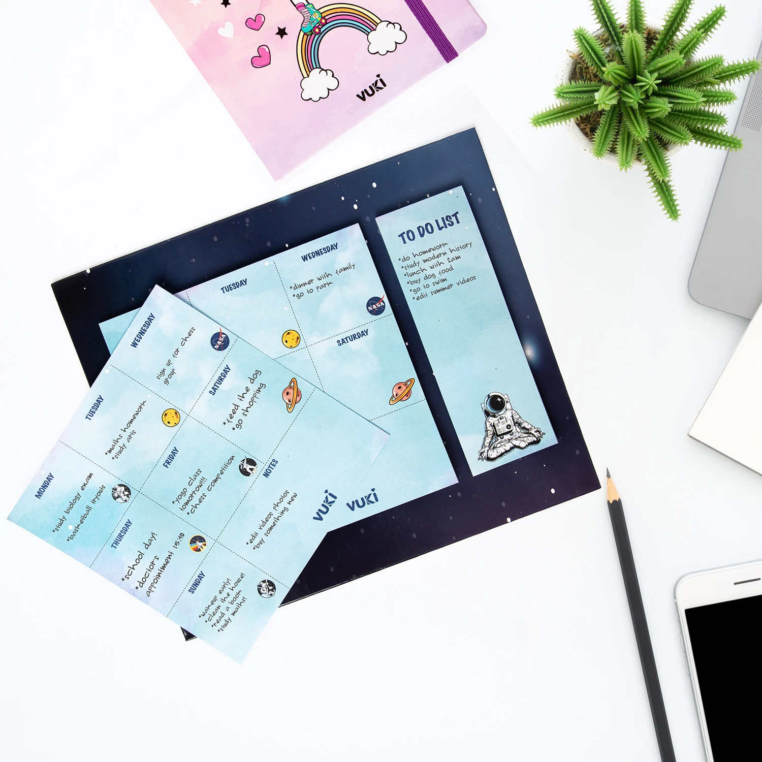 VUKİ - HAFTALIK PLANLAYICI BÜYÜK (ASTRONOT)-1/S