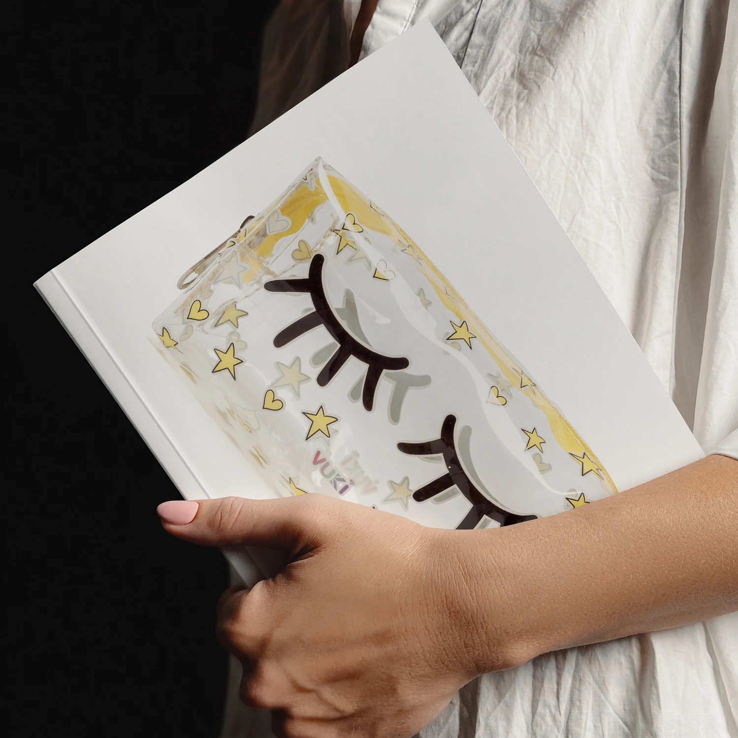 VUKİ - ŞEFFAF FERMUARLI KALEM KUTU (KİRPİK)-1/S