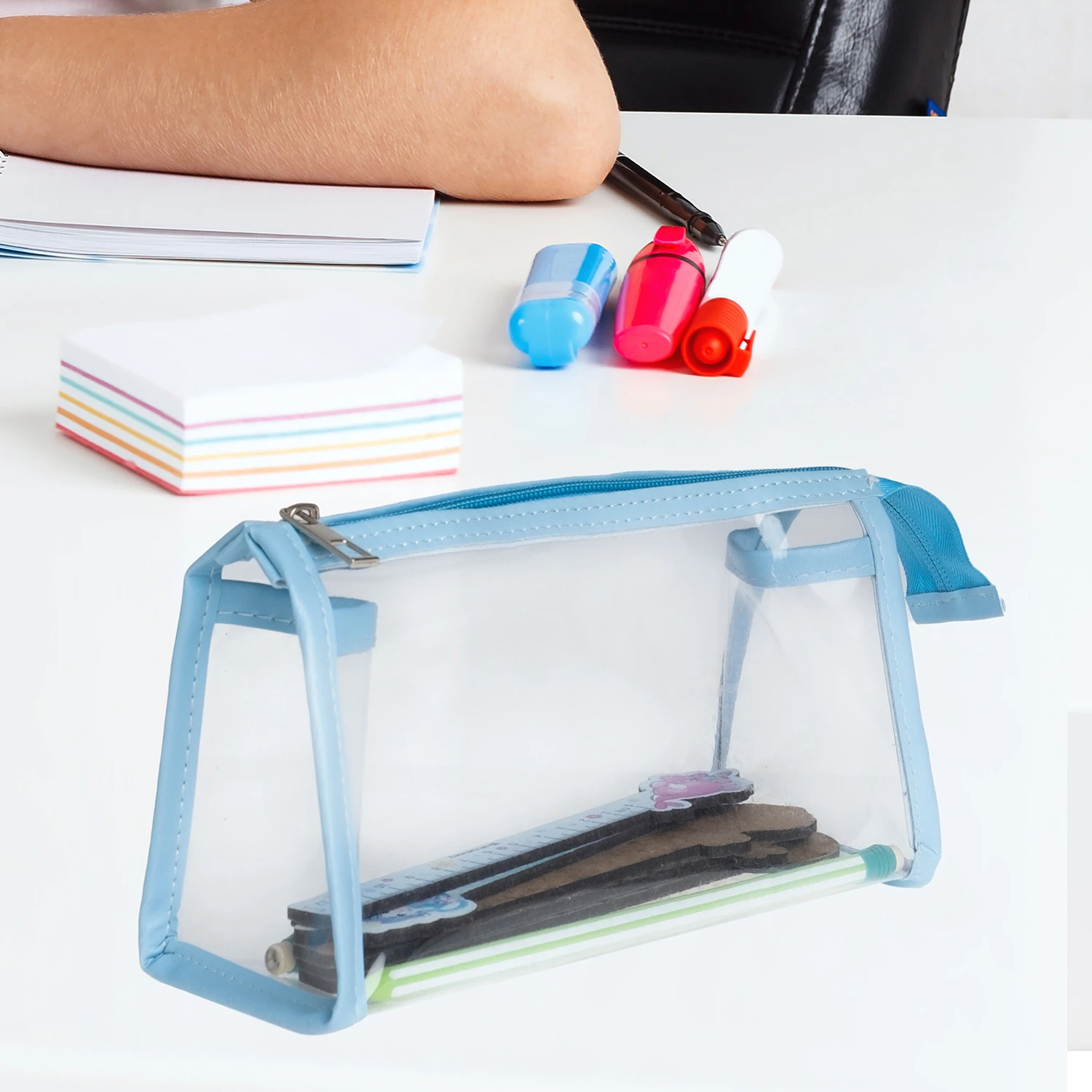 VUKİ - ÜÇGEN DERİ+PVC ÇANTA K. KUTU (MAVİ)-1/S