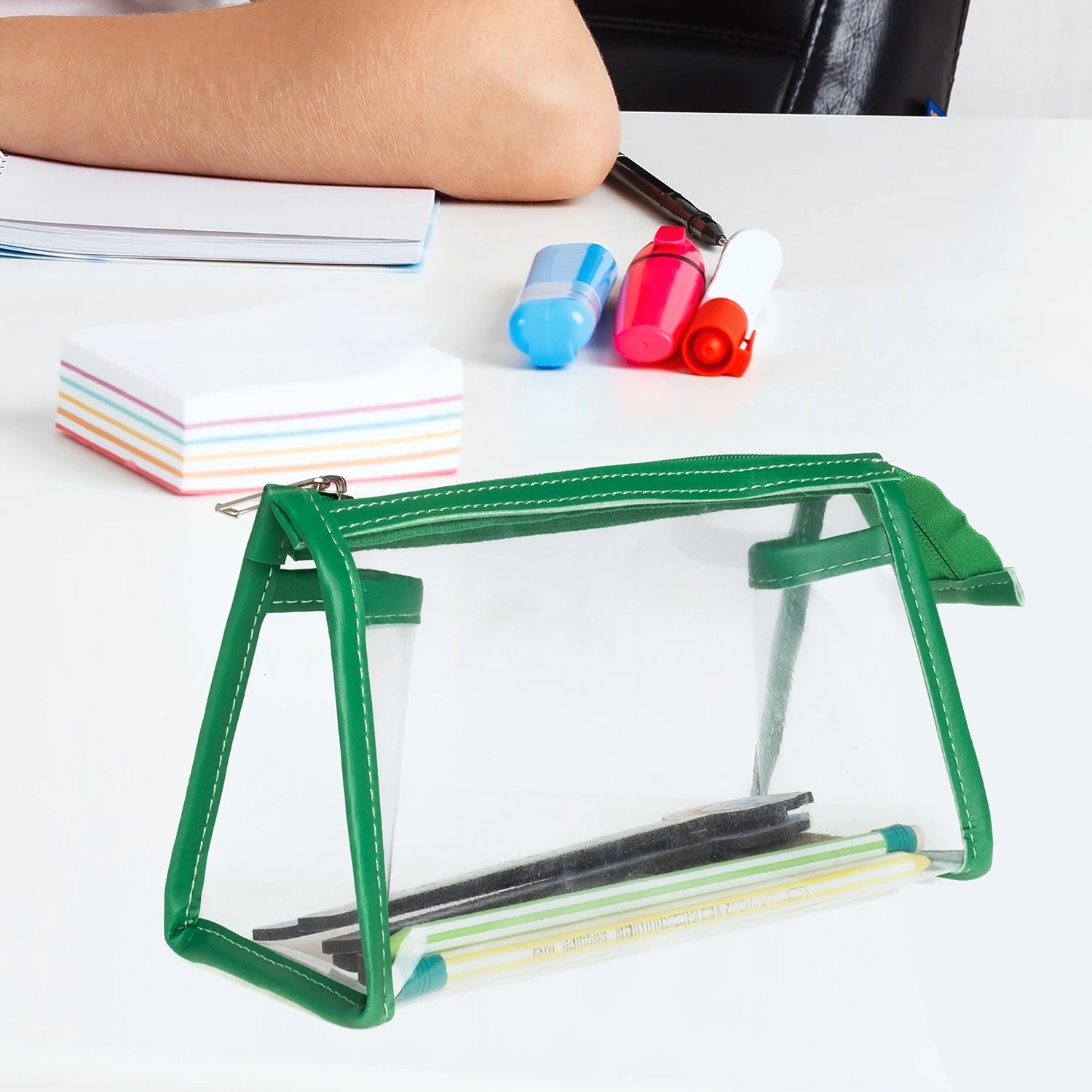 VUKİ - ÜÇGEN DERİ+PVC ÇANTA K. KUTU (YEŞİL)-1/S