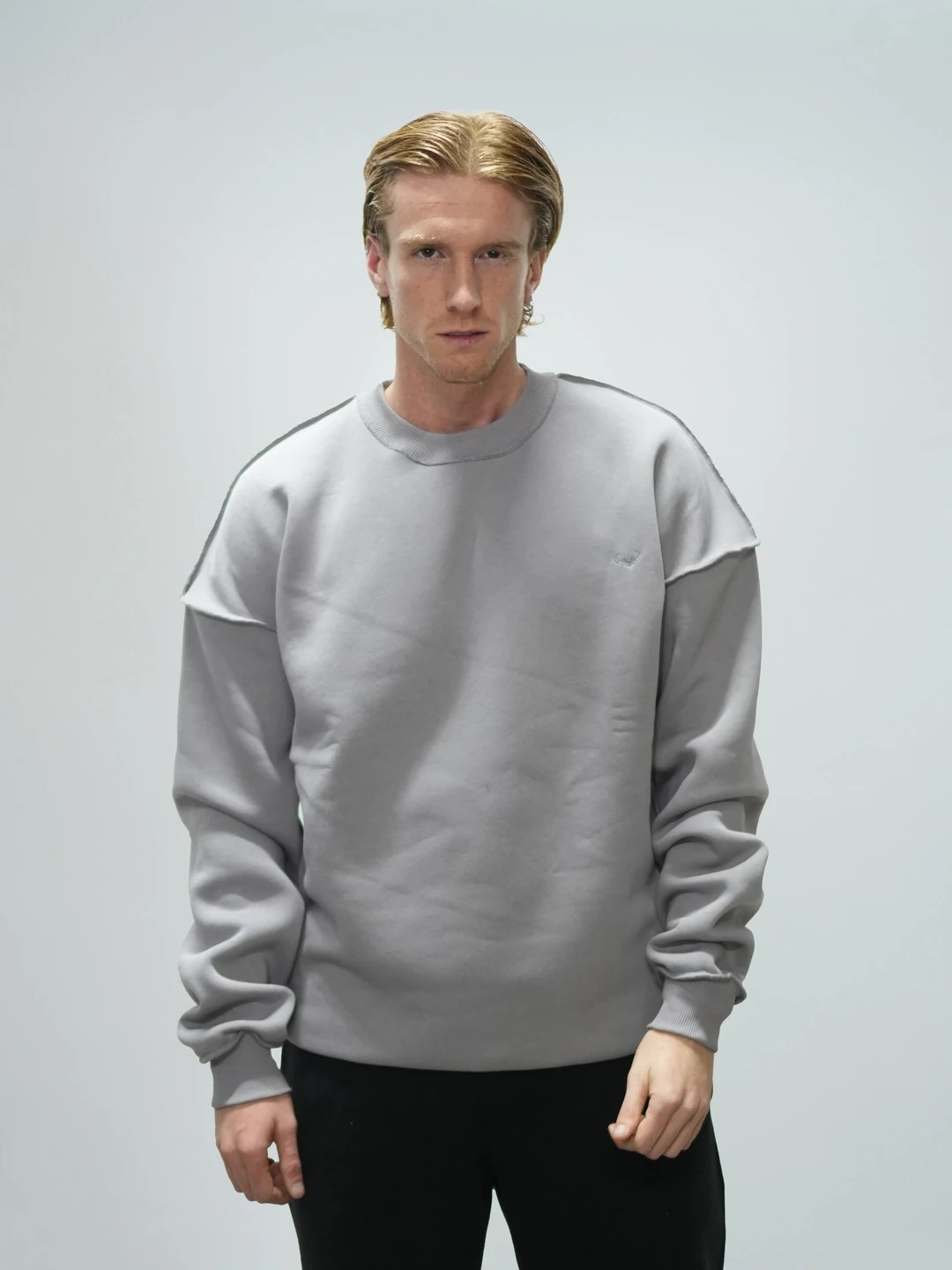 Giyim Tarzını Yansıtacak 5 Sweatshirt Kombin Önerisi