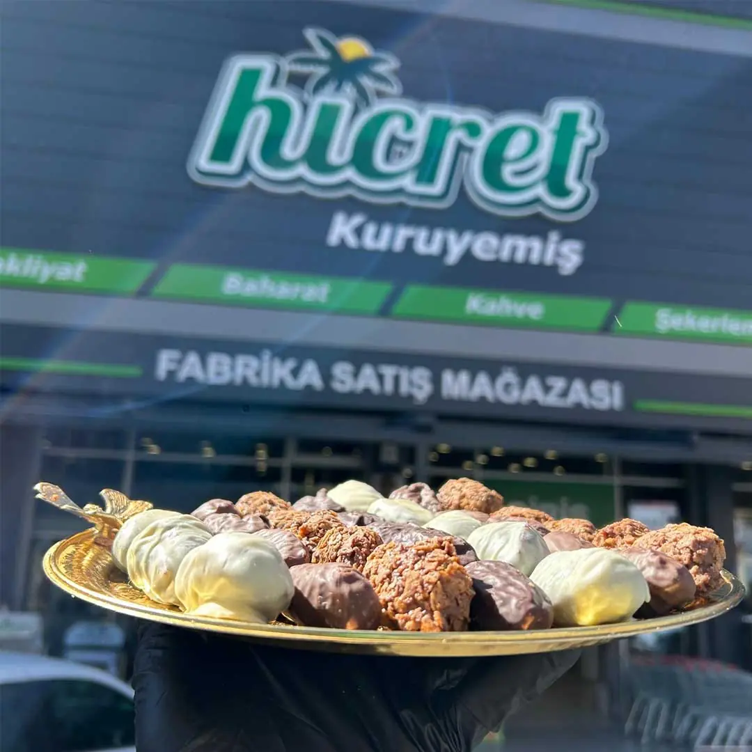 Çikolatalı Bademli Karışık 