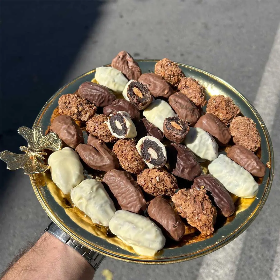Çikolatalı Bademli Karışık 