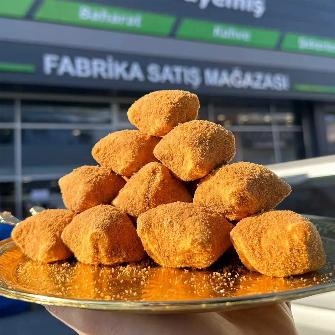 Lotuslu Çikolatalı Bohça