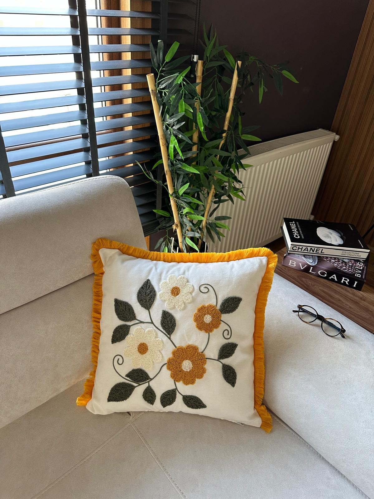 2li Desenli Saçaklı Punch Kırlent Kılıfı 43x43cm - v4 image