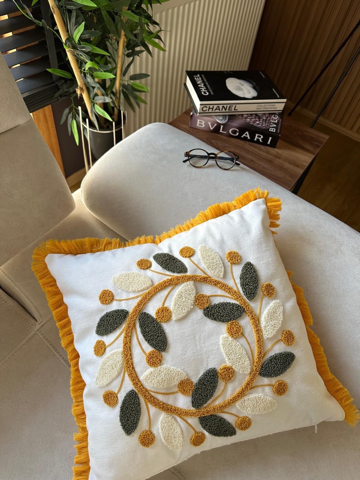 2li Desenli Saçaklı Punch Kırlent Kılıfı 43x43cm - v2