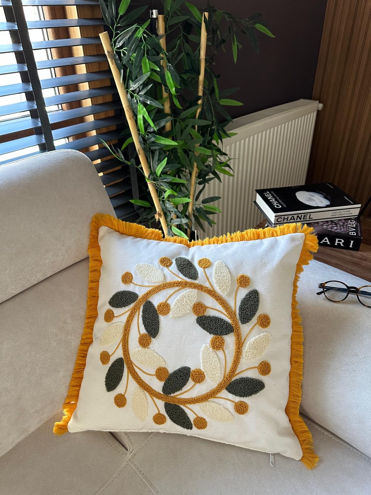 2li Desenli Saçaklı Punch Kırlent Kılıfı 43x43cm - v2