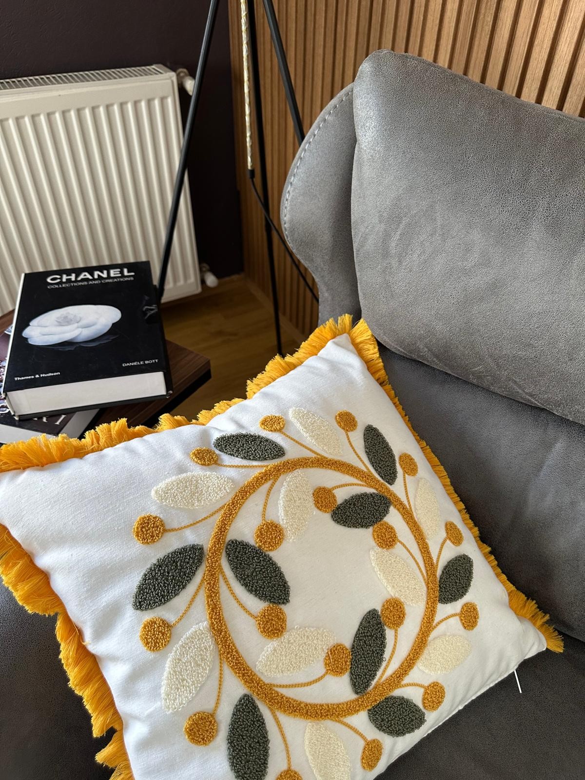 2li Desenli Saçaklı Punch Kırlent Kılıfı 43x43cm - v2