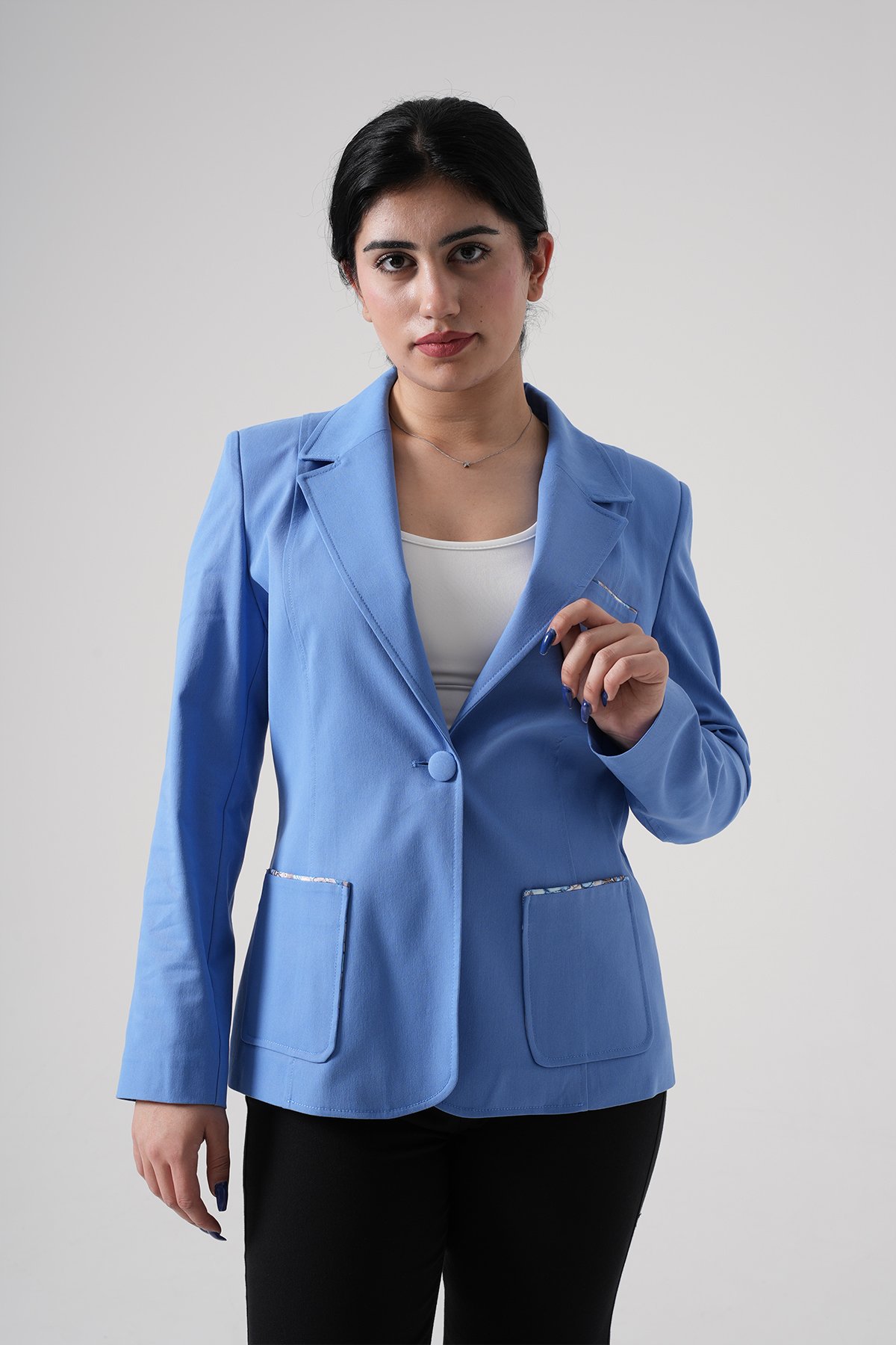 Kadın Klasik Kısa Cep Biye Renk Detaylı Blazer Ceket 2003