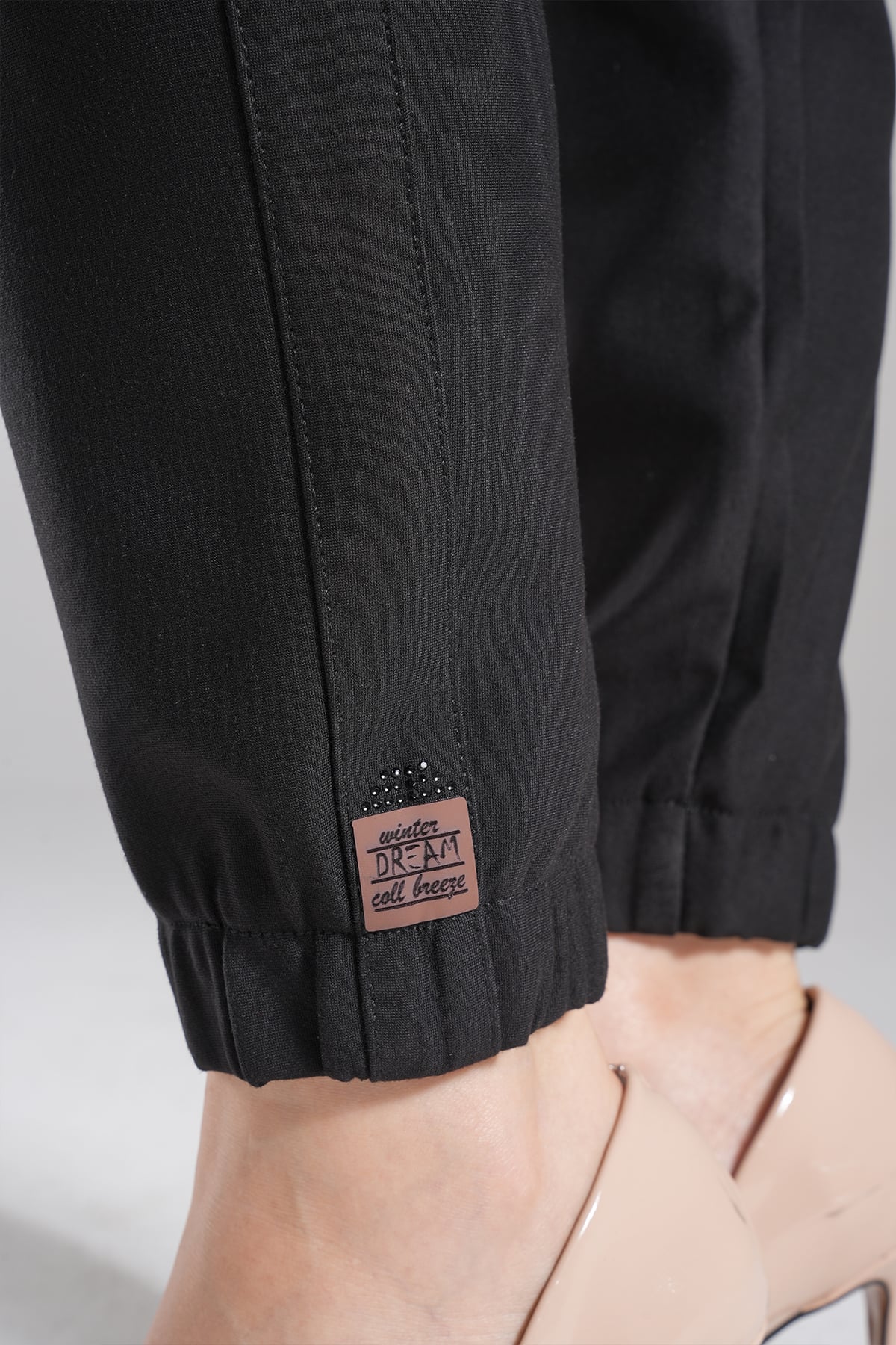 Kadın Bel Ve Paça Lastik Detalı Mom Jogger Örme Pantolon 10628