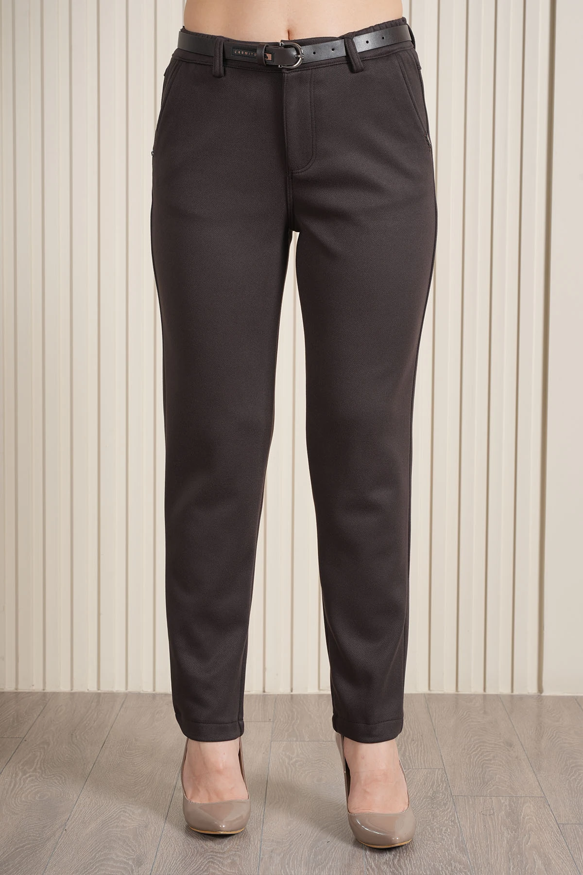 Kadın Özel Kemerli Süet Kadife Mom Pantolon 10679 - Acı Kahve