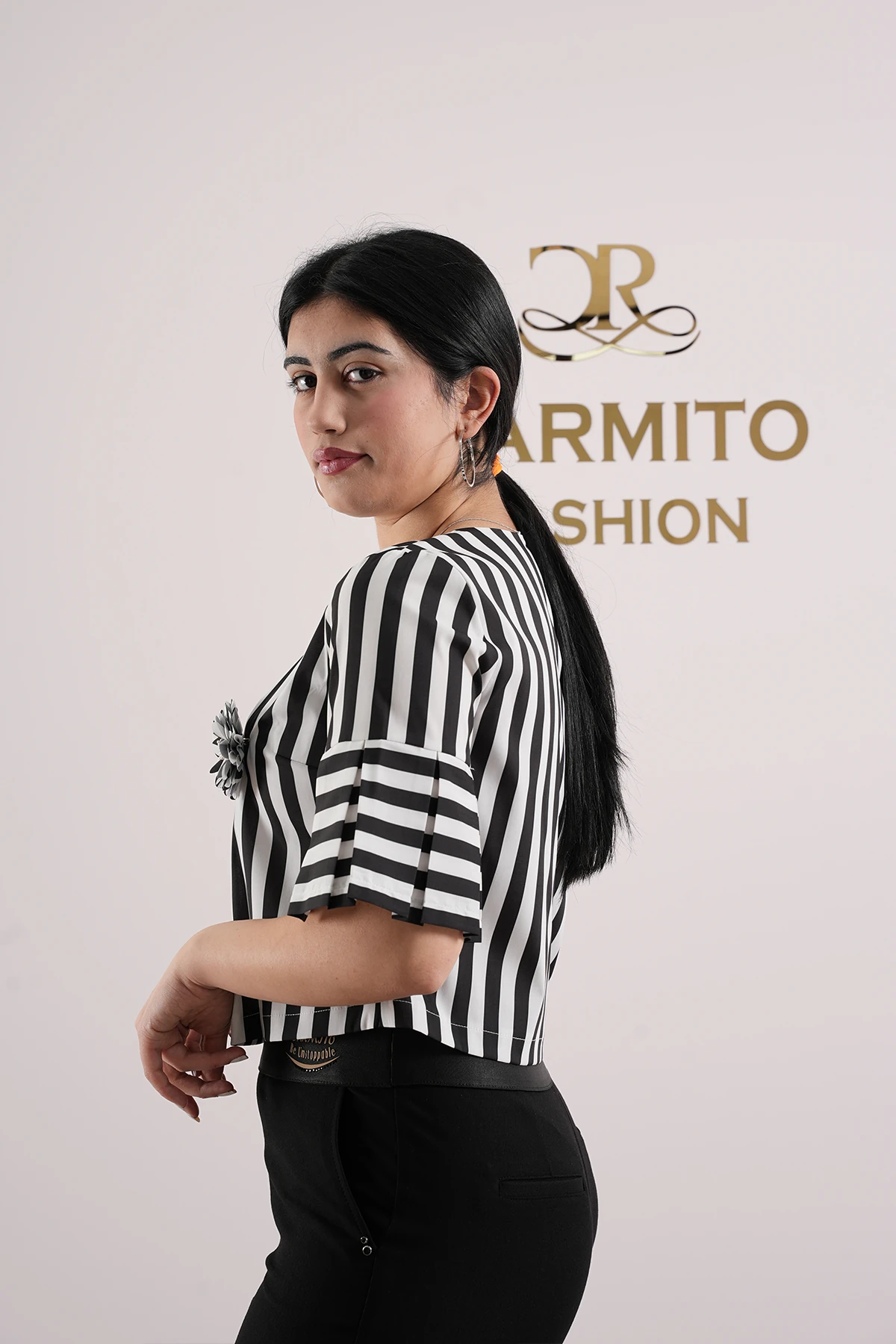 Kadın Midi Boy  Kol Fırfır Detaylı Gömlek 1004