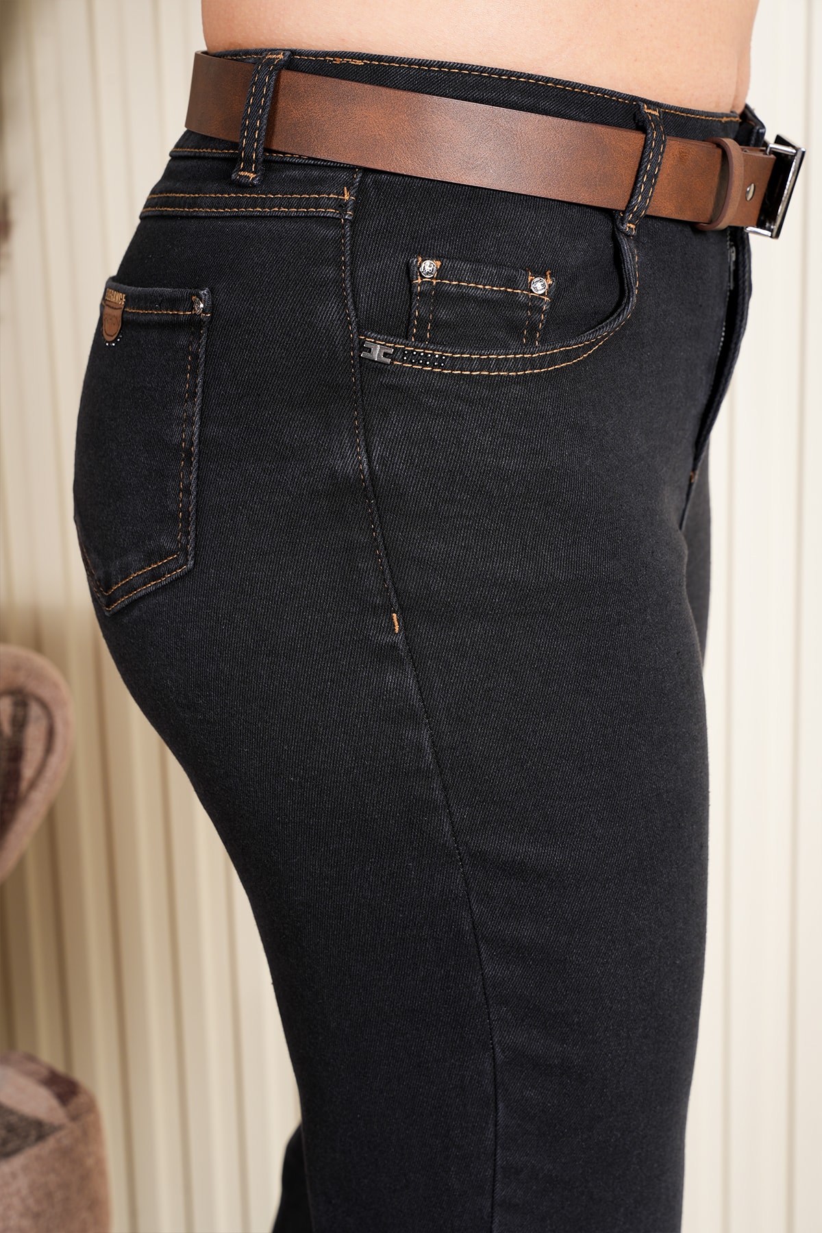 Kadın Paça Katlama Detaylı Mom Jean Pantolon 10653