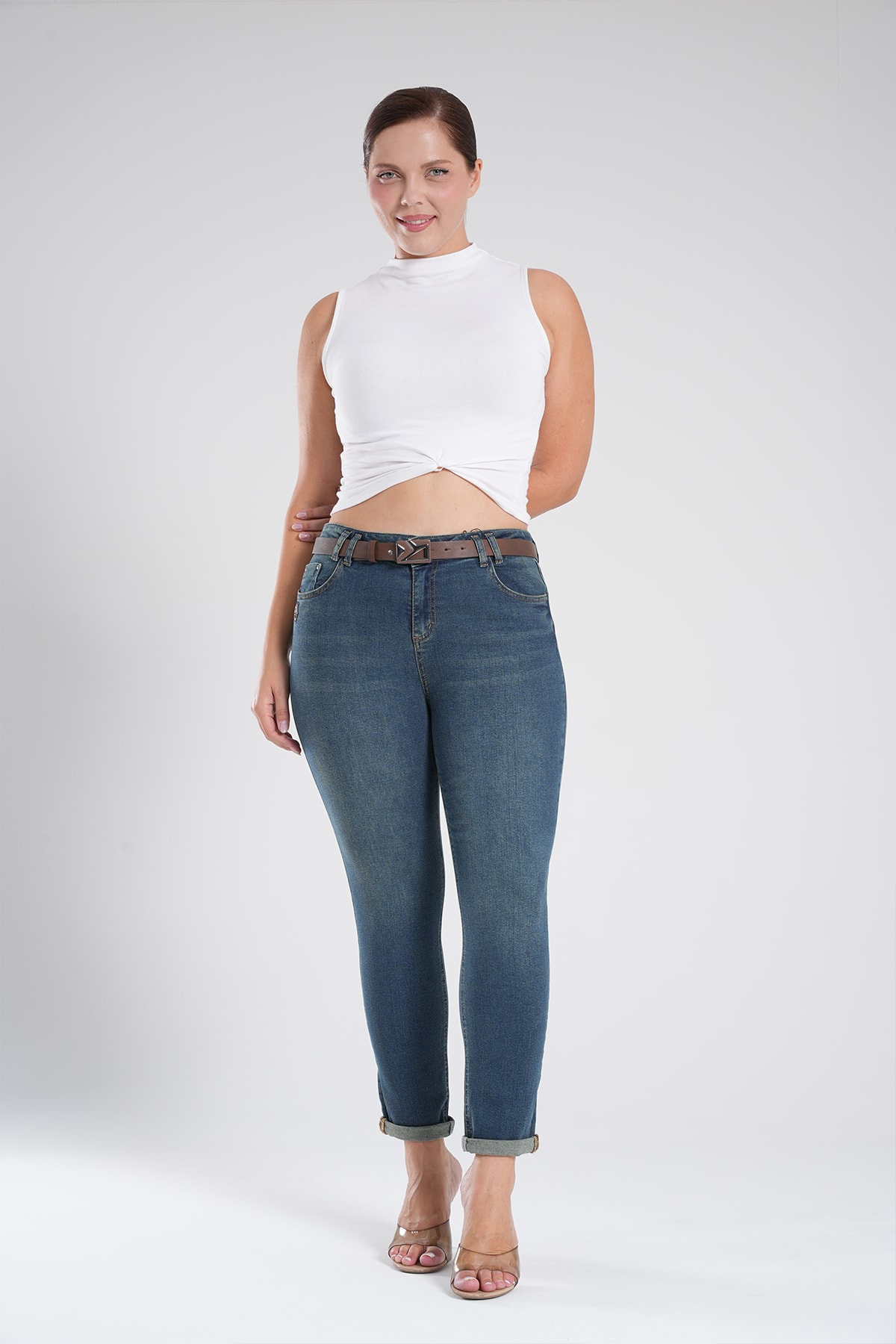 Kadın Arka Cep Nakışlı Paça Katlama Detaylı Dar Paça Jean Pantolon 10565 - Tint Laci