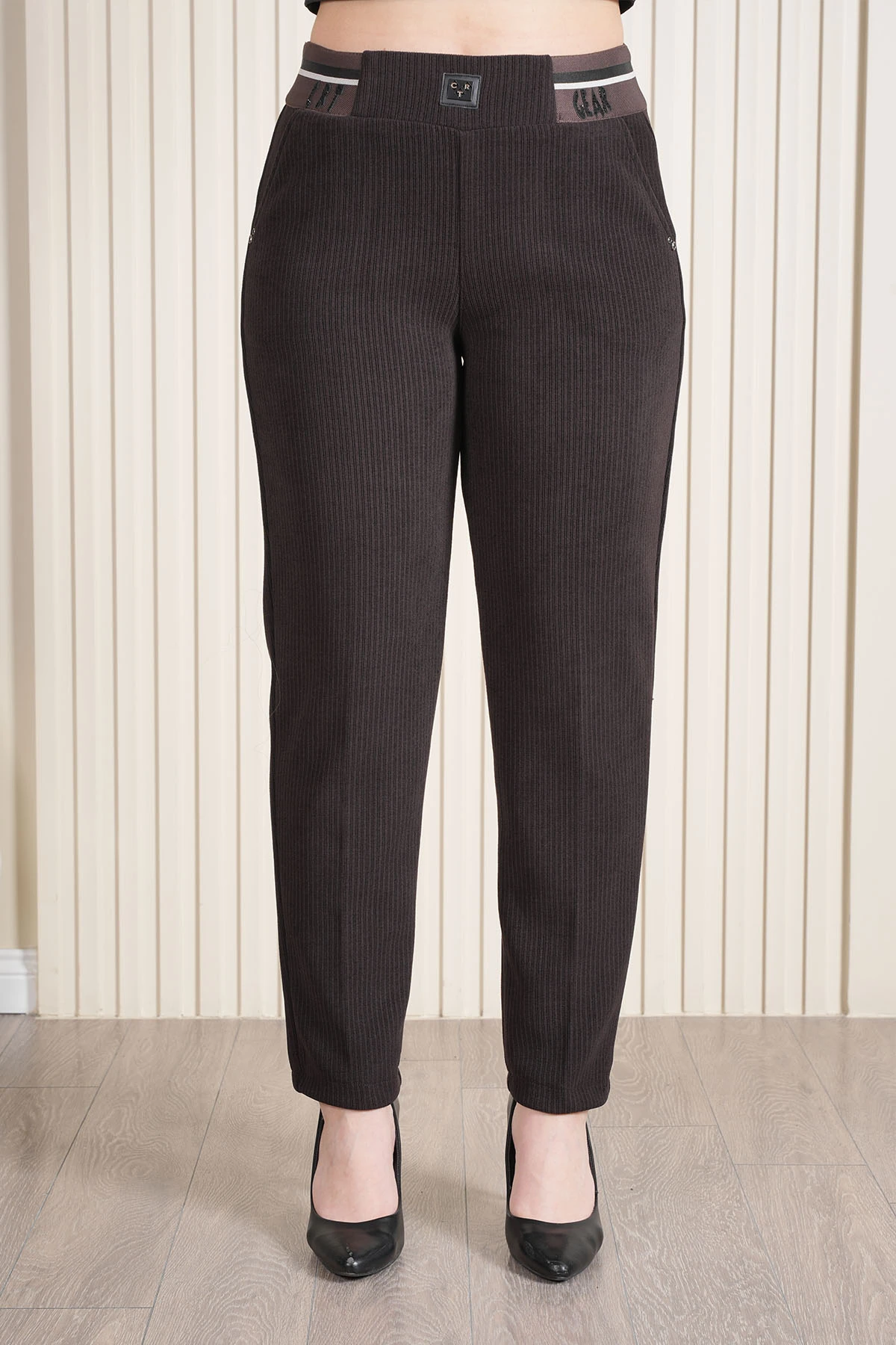 Kadın Bel Lastikli Kadife Mom Pantolon 10673 - Acı Kahve