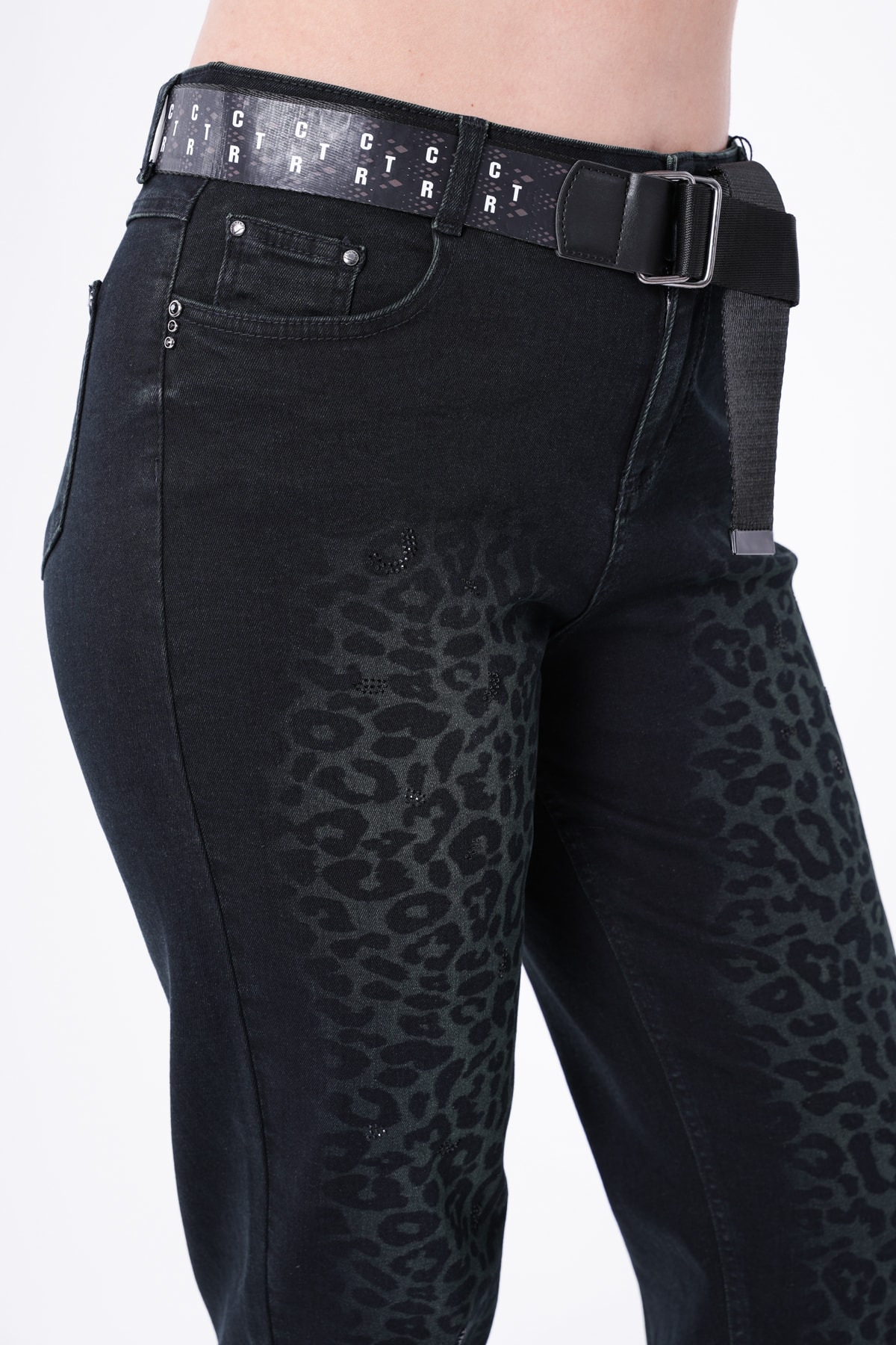 Önü Leopar Baskılı Mom Kadın Jean Pantolon 10322