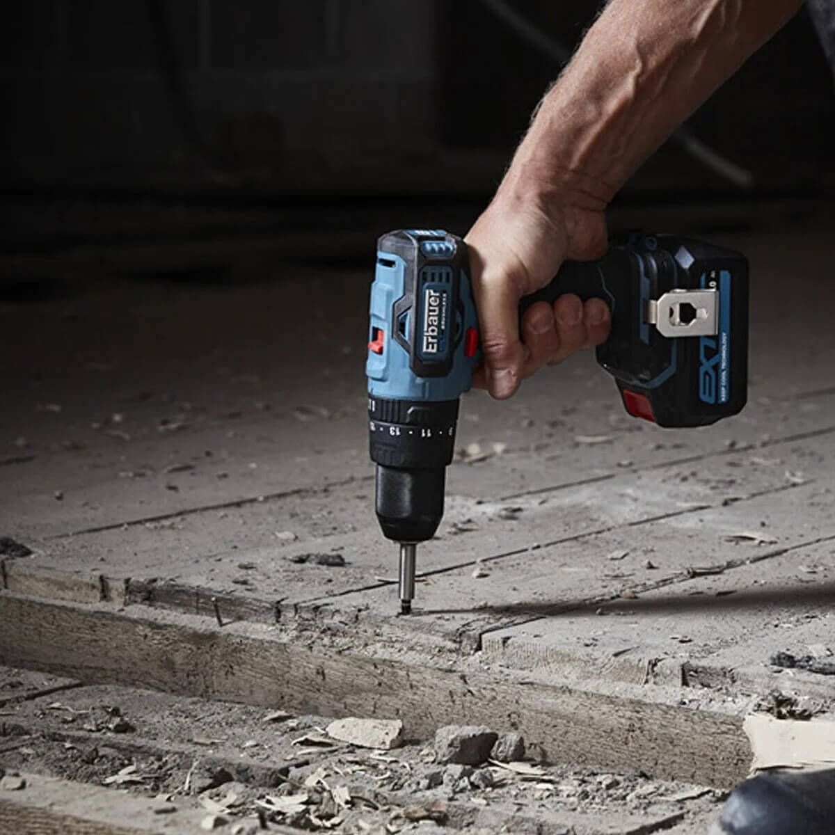 Çift Akülü Darbeli Vidalama 18V 4A