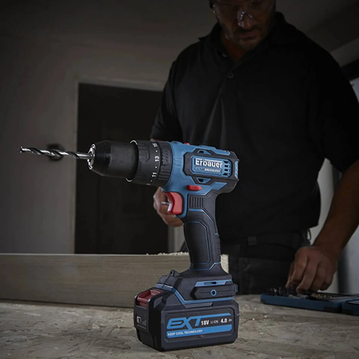 Çift Akülü Darbeli Vidalama 18V 4A