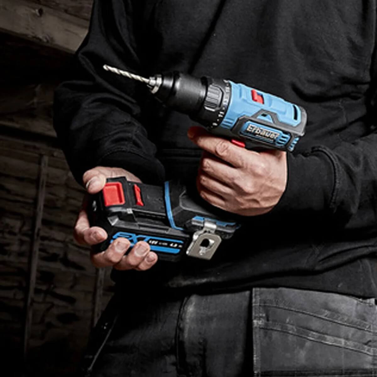 Darbesiz Akülü Vidalama 18V 4A Li-İon