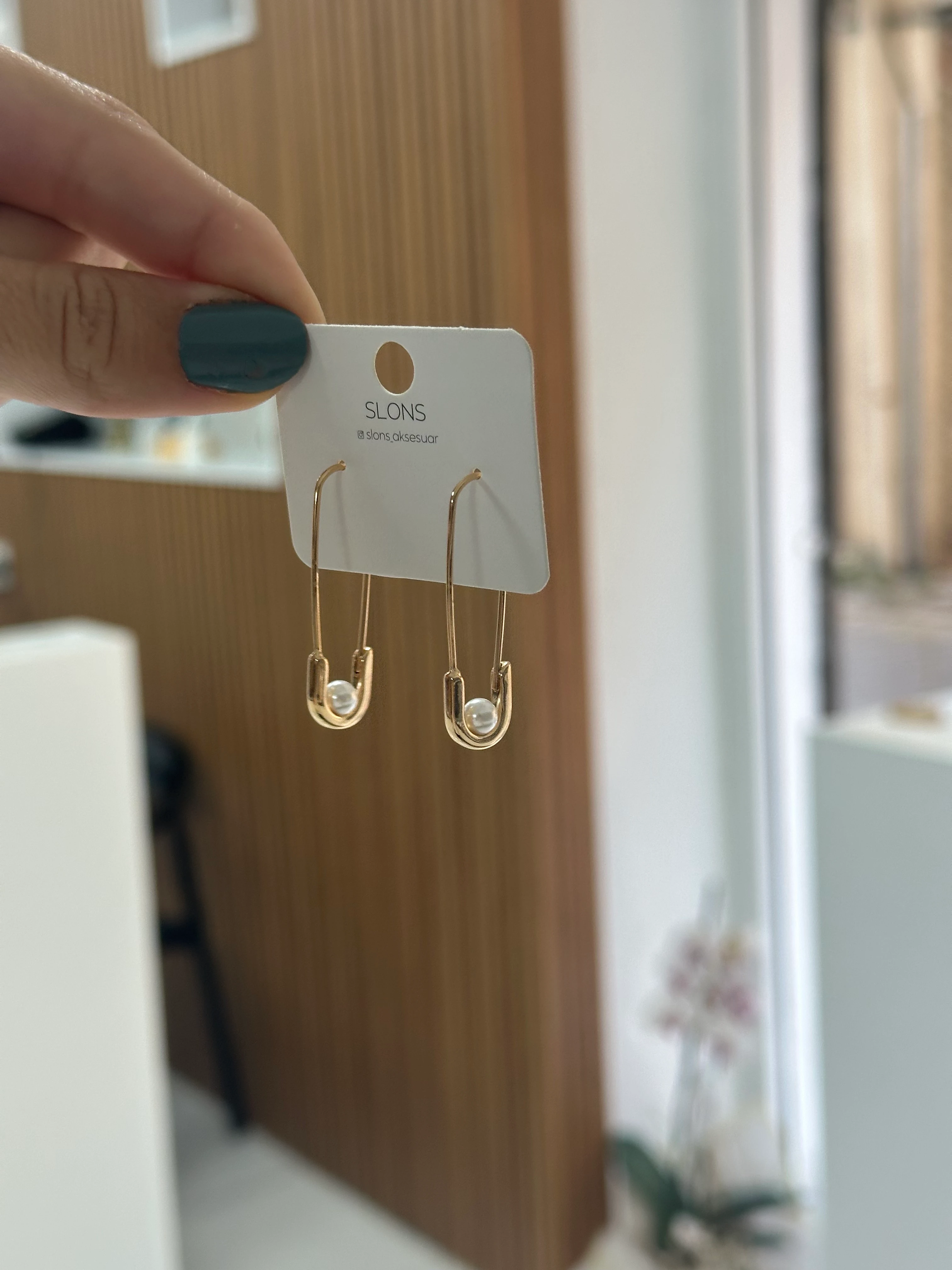 Büyük Çengel Küpe