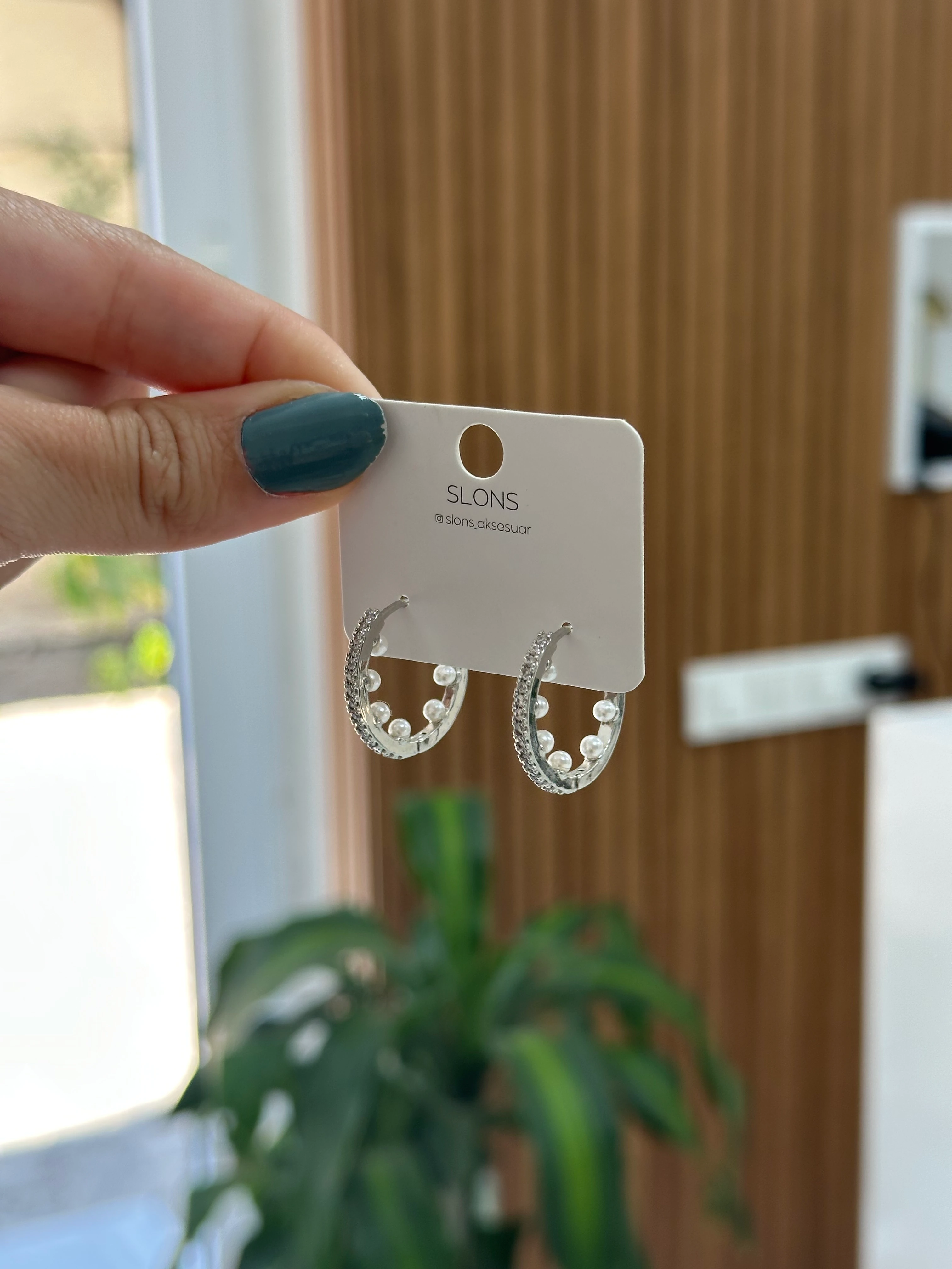 İncili Silver Halka Küpe