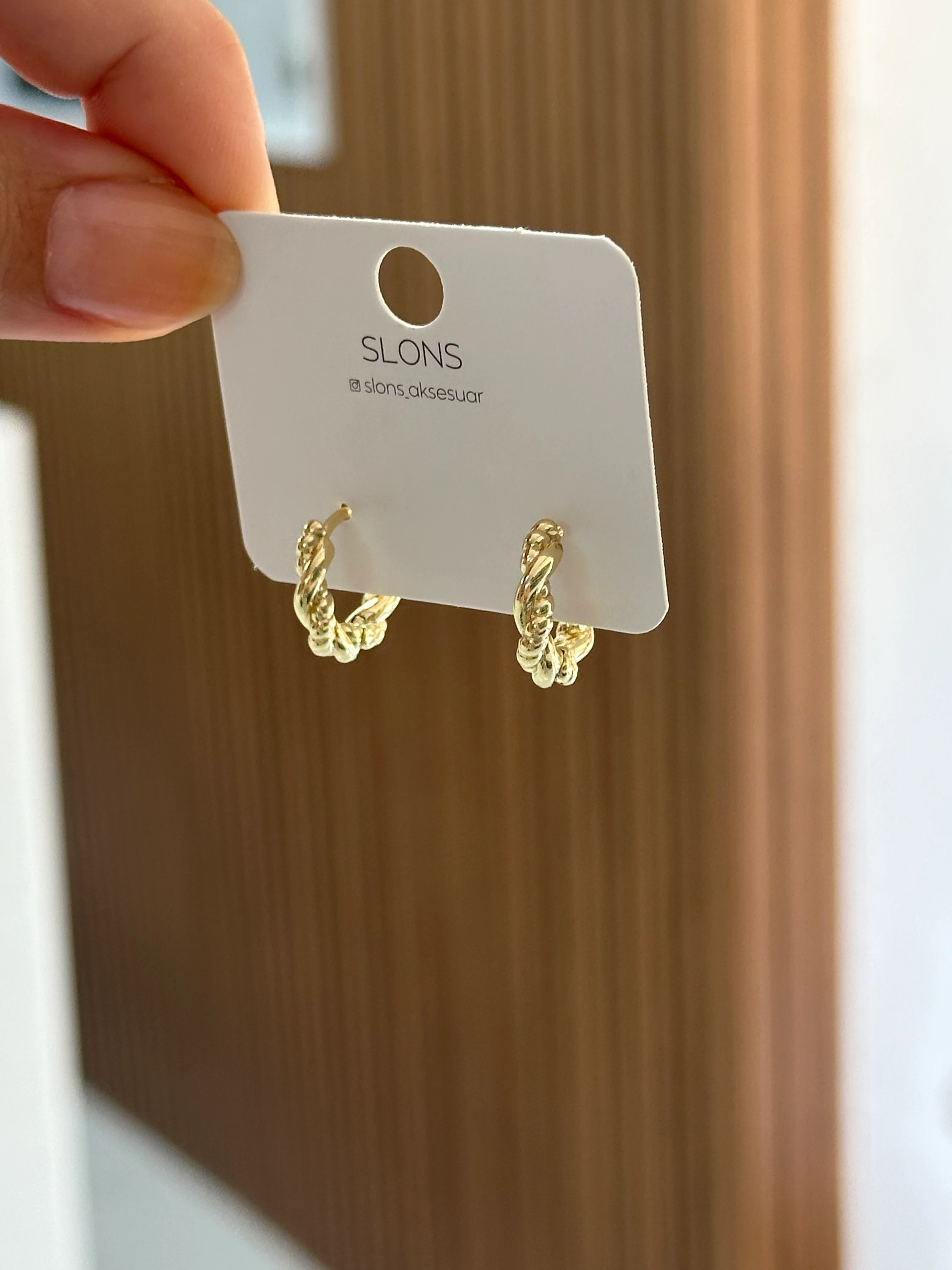 Minik Burgu Halka Küpe