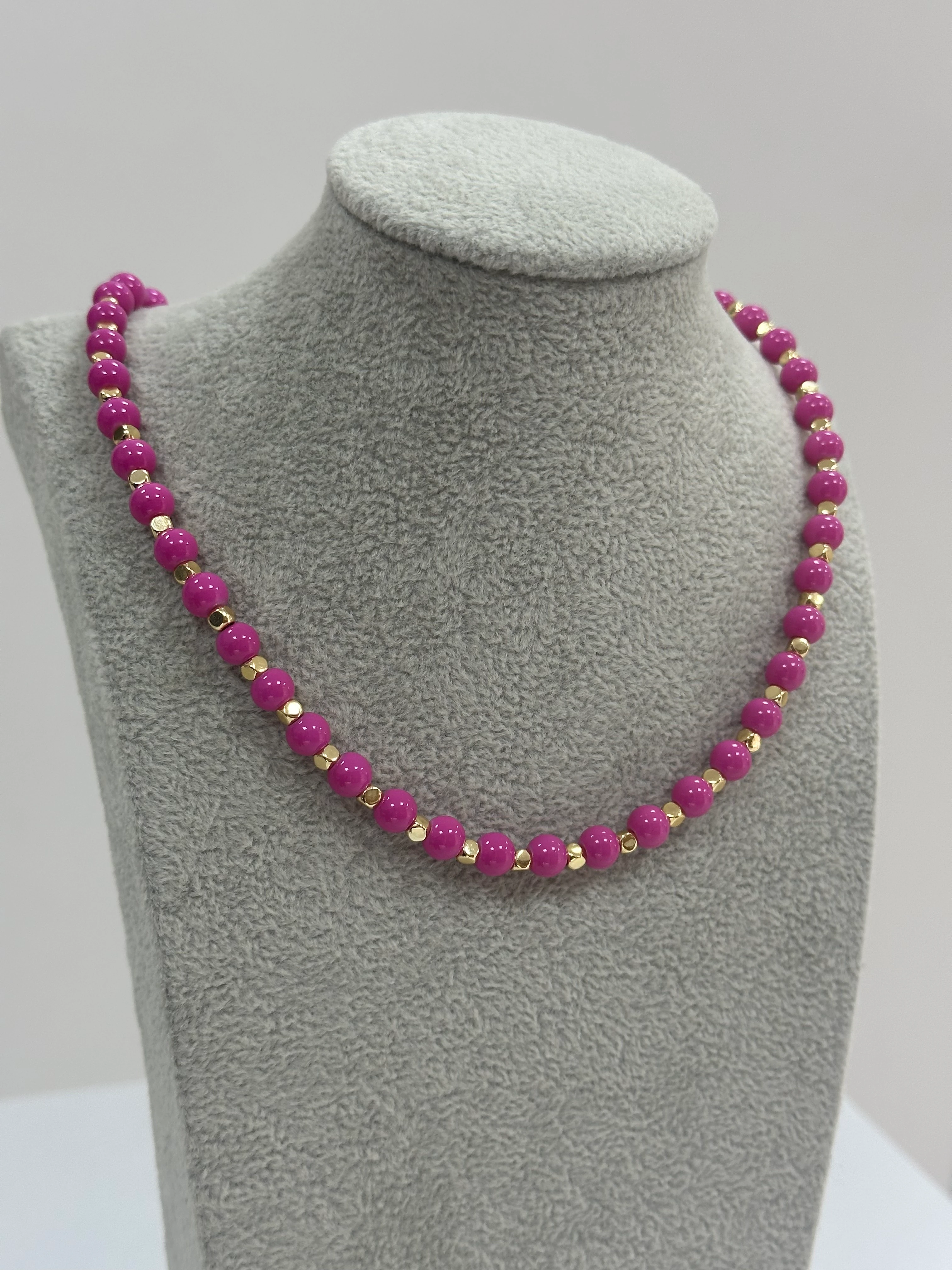 Pembe-Gold Boncuk Kolye