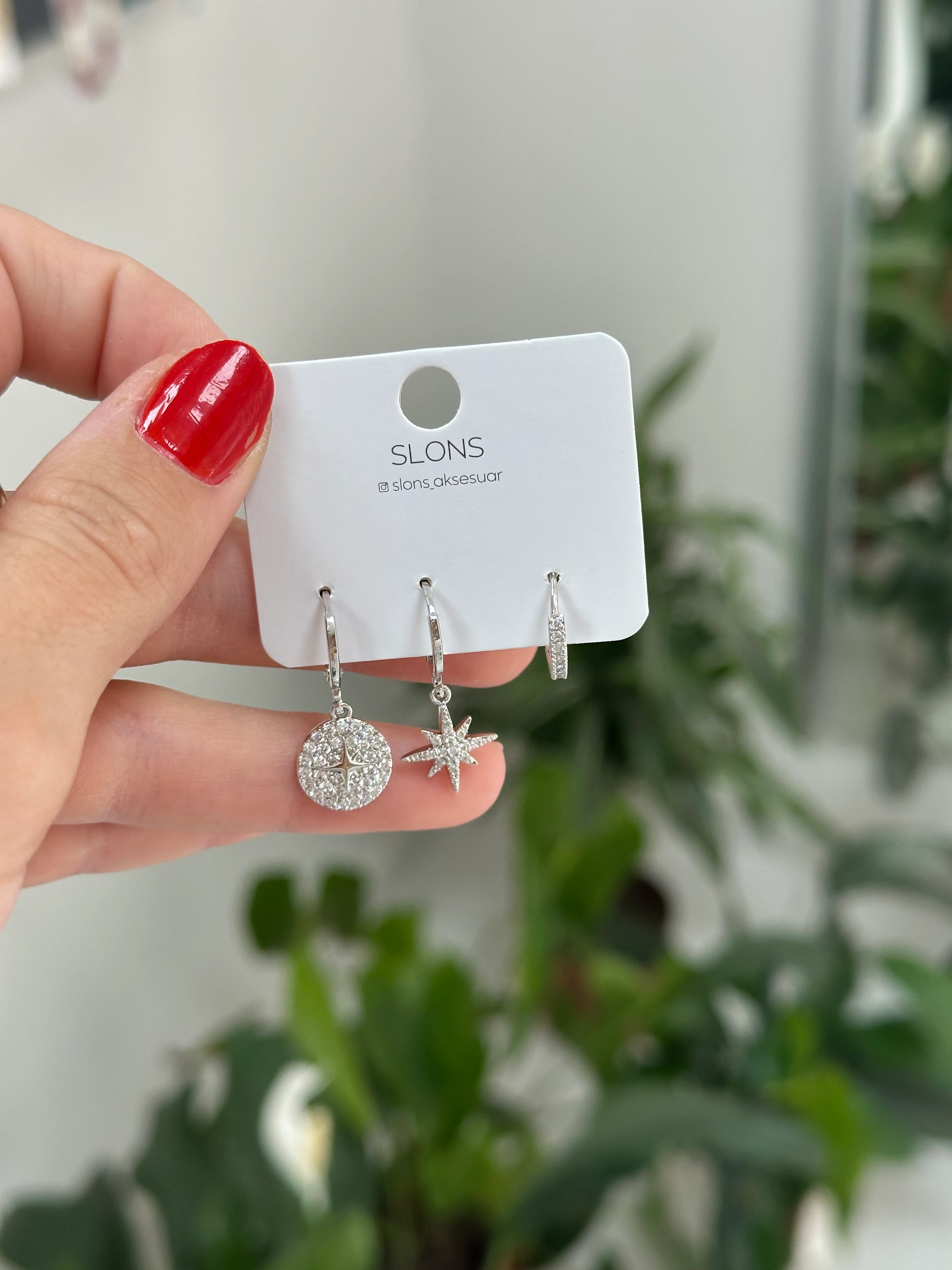 Taşlı Üçlü Set Küpe