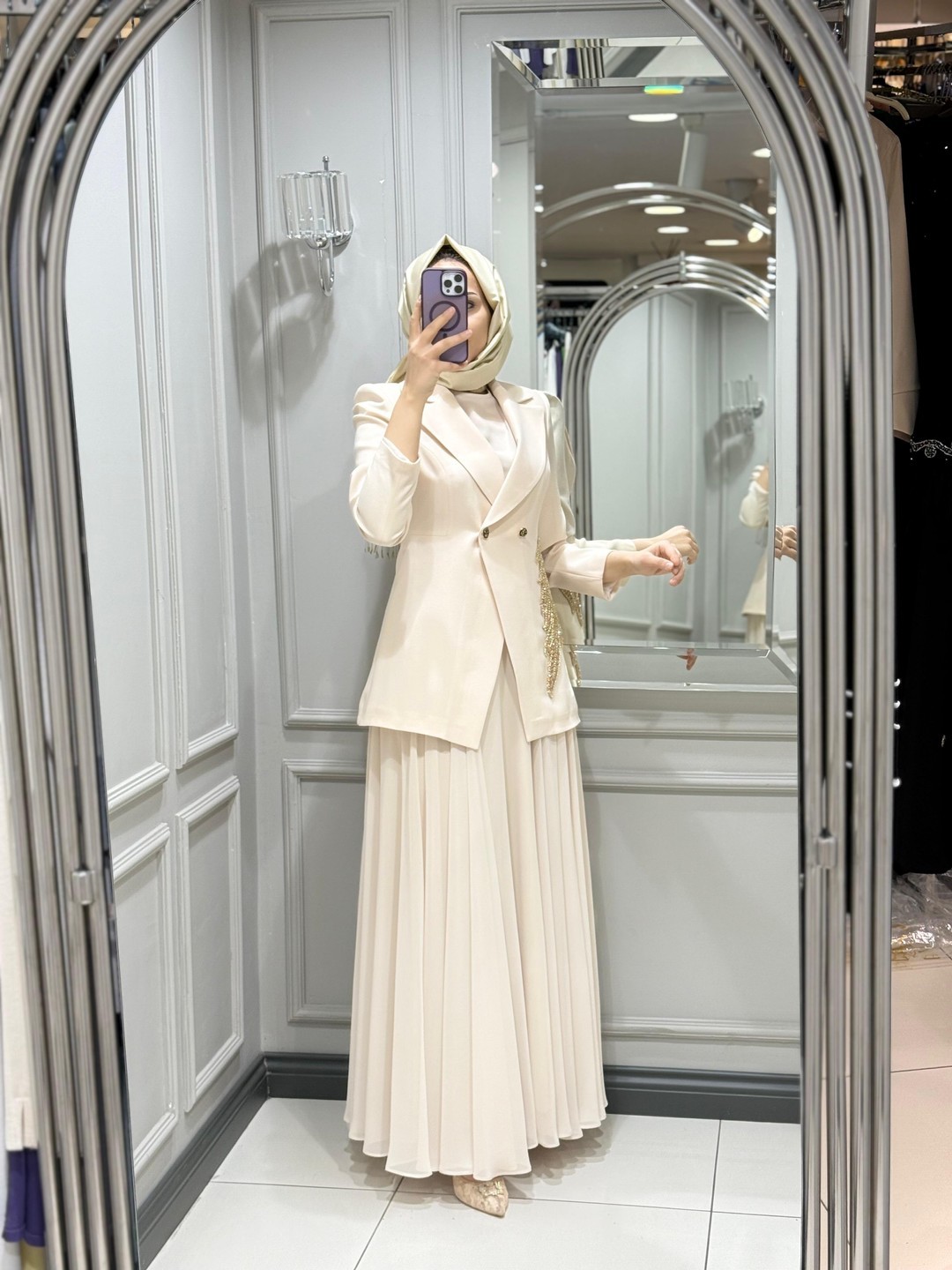 WHITE CORNER TAKIM - BEJ