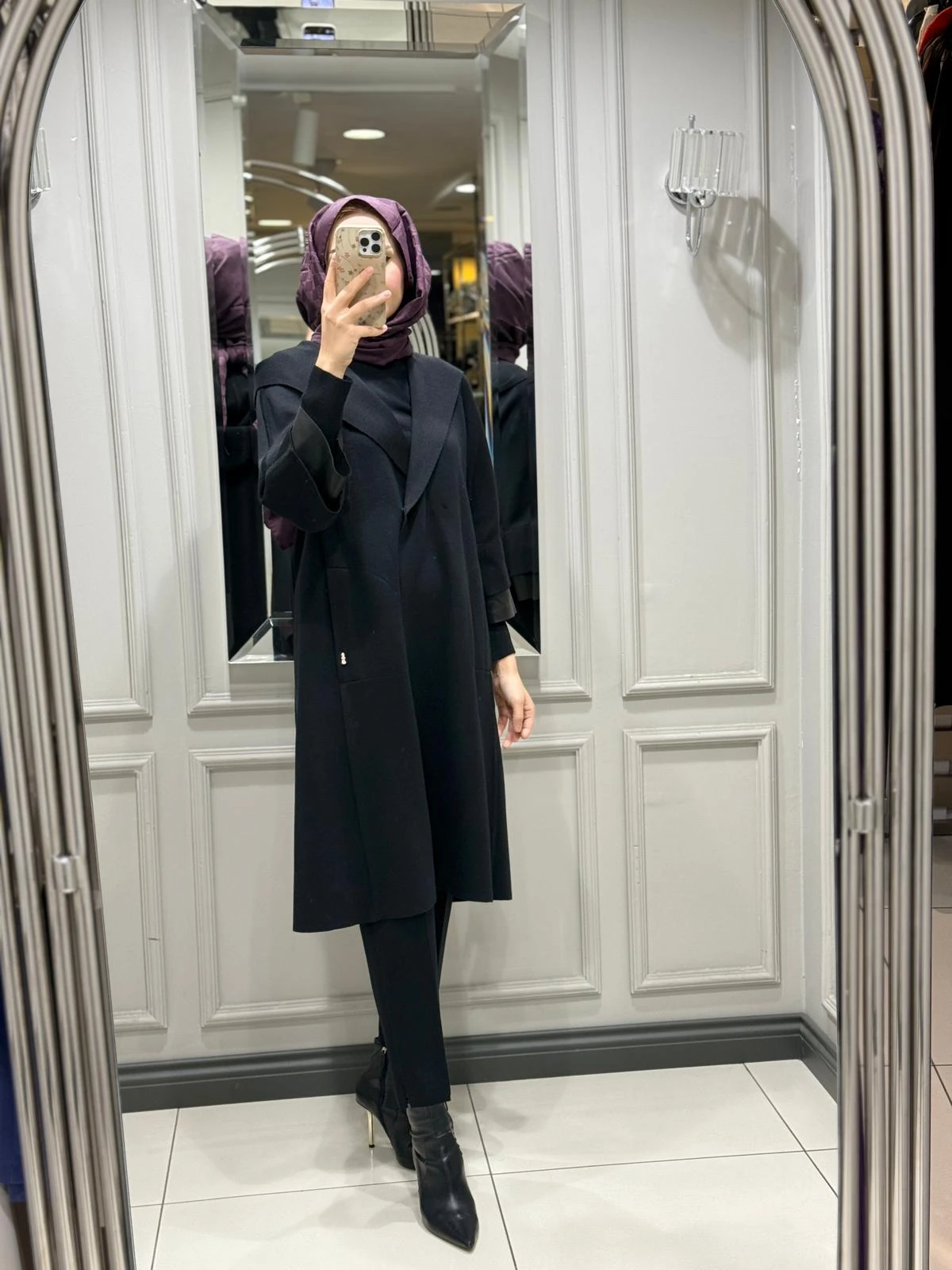 DALİDA DERİ DETAYLI HIRKA - SİYAH