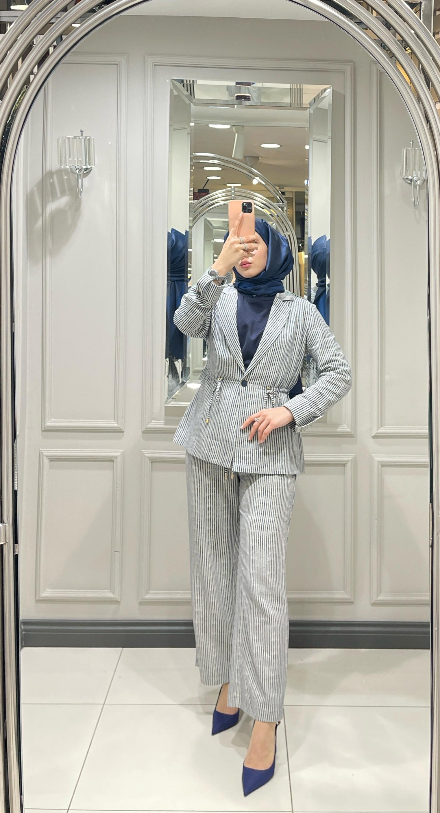 ON FASHION ÇİZGİLİ BELİ BÜZGÜLÜ CEKET