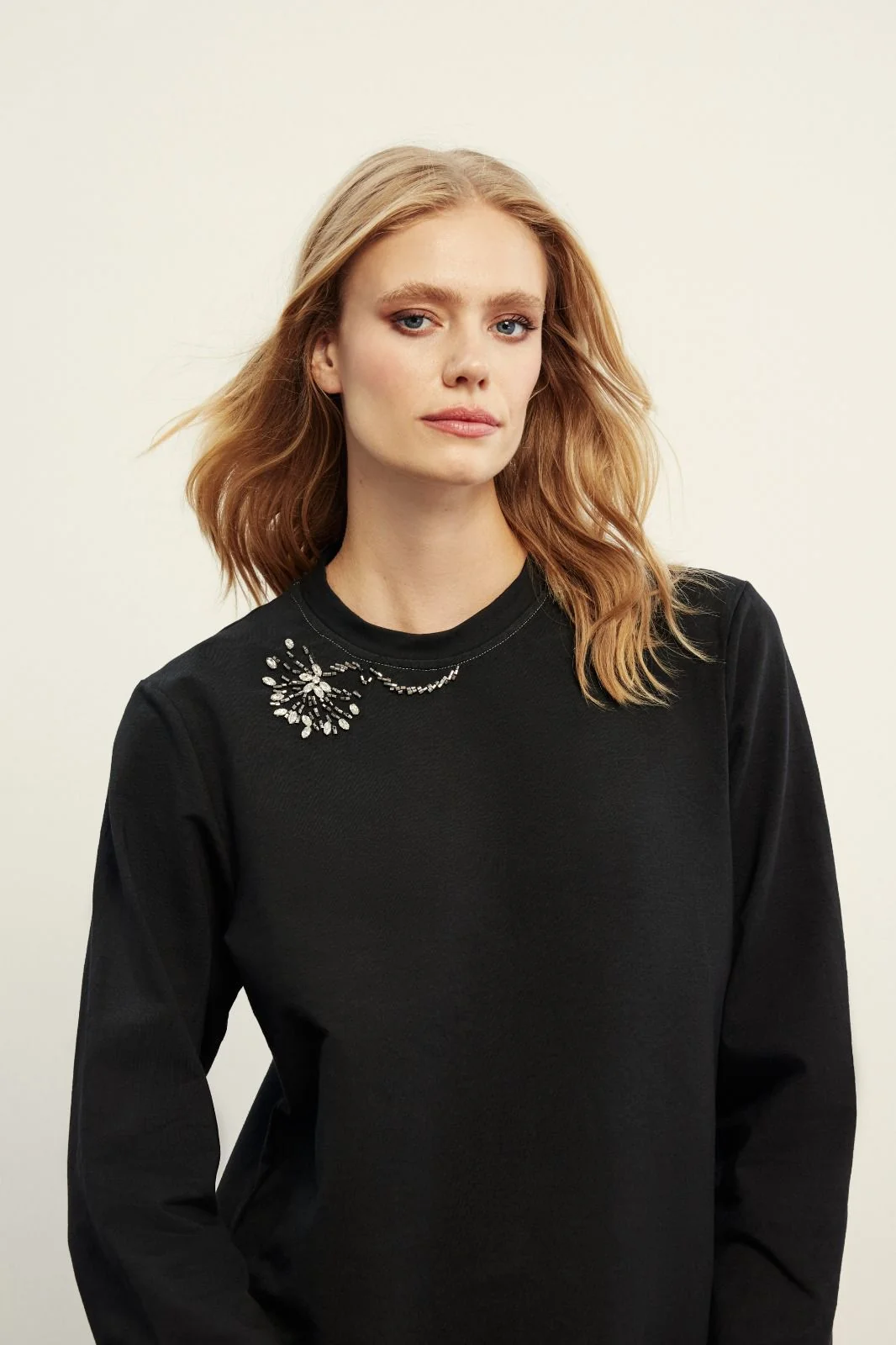 VENÖVE SUNE BLUZ - SİYAH