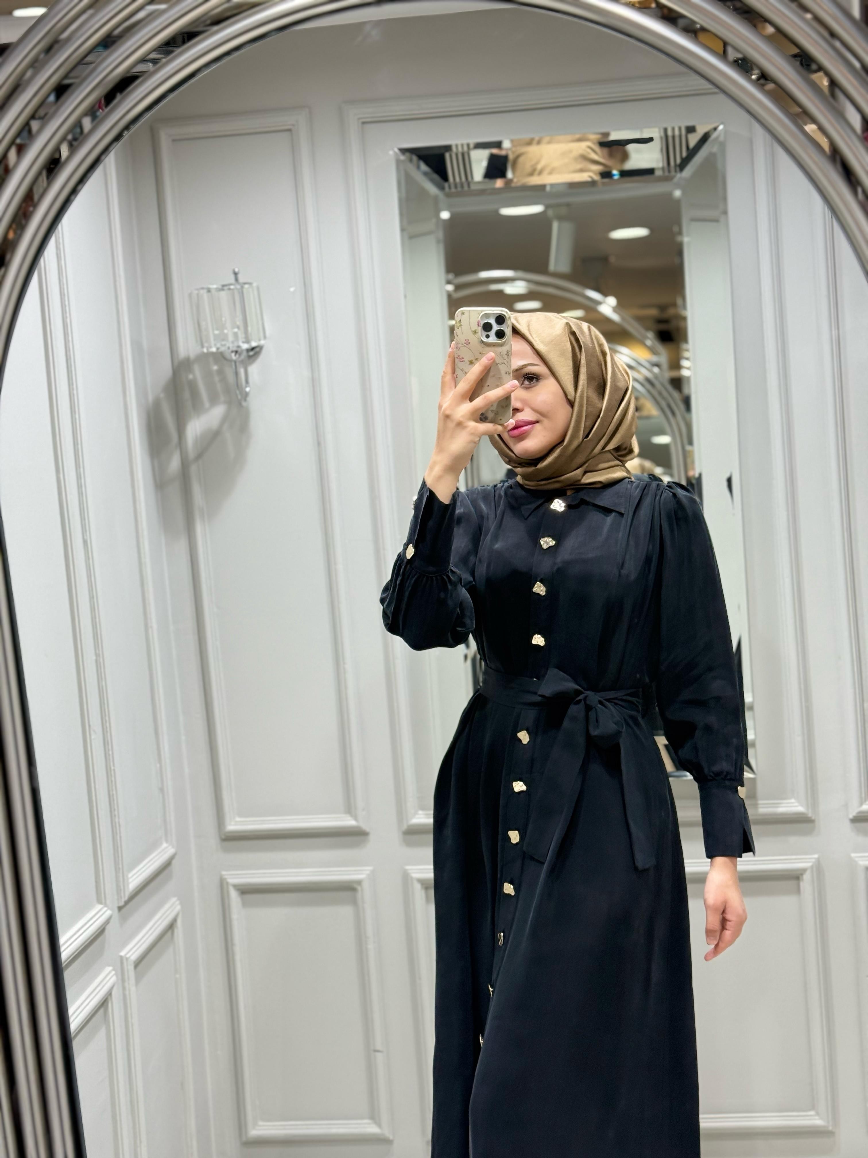 DALIDA DÜĞME DETAYLI GÖMLEK YAKA ELBİSE