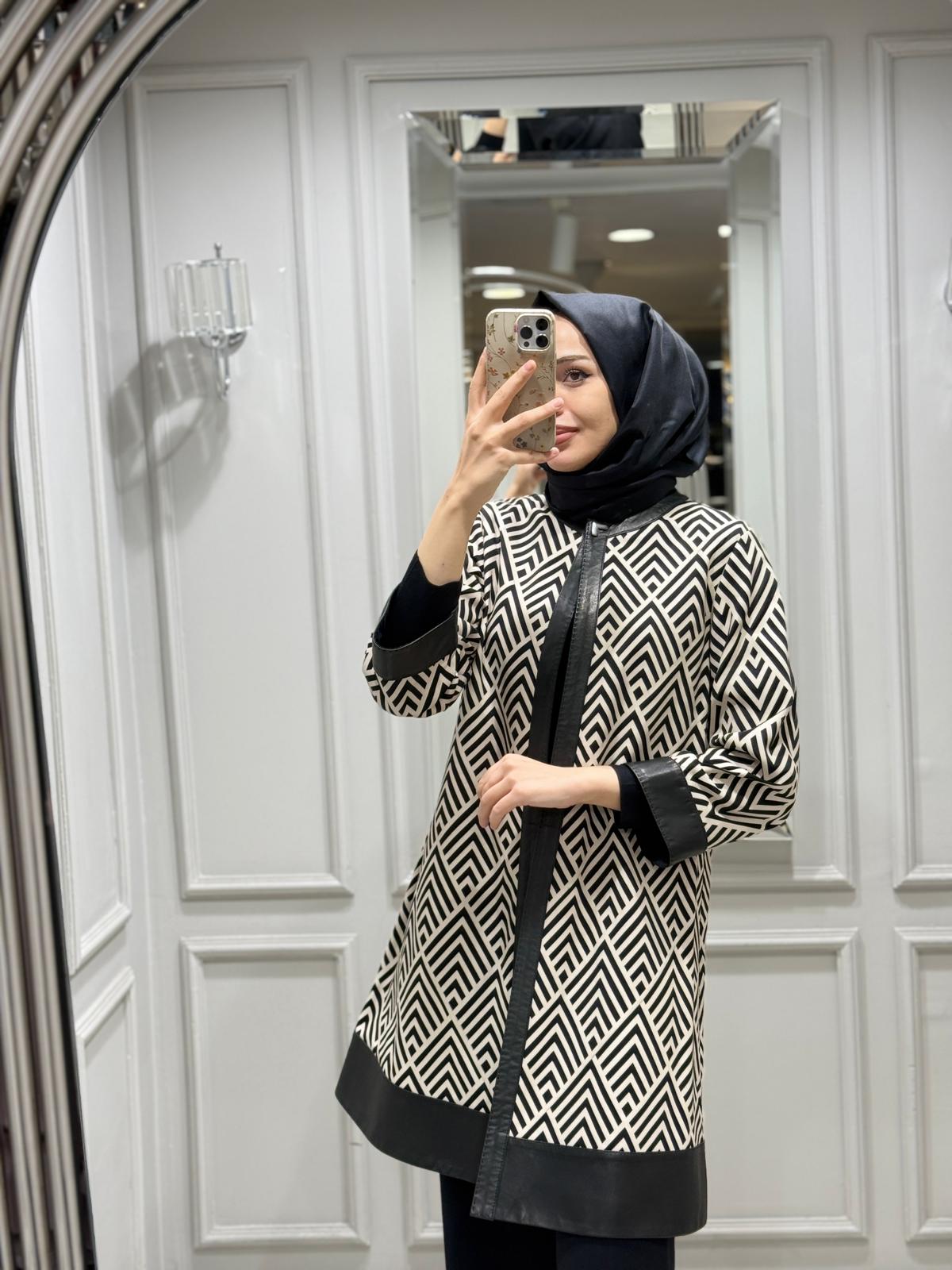 BARUT DERİ GEOMETRİK DESENLİ CEKET