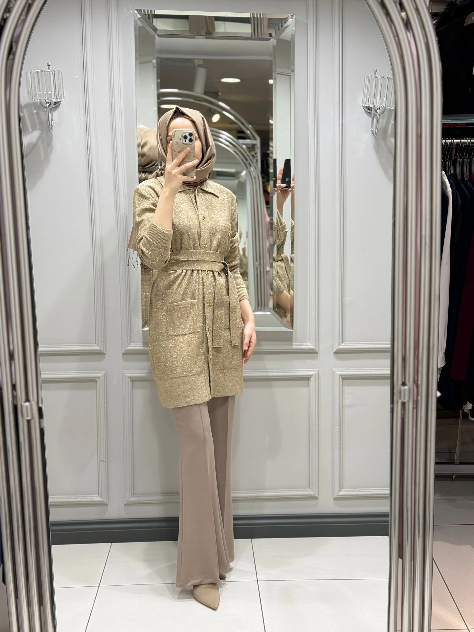 YEŞİM ÖZCAN HIRKA - VIZON