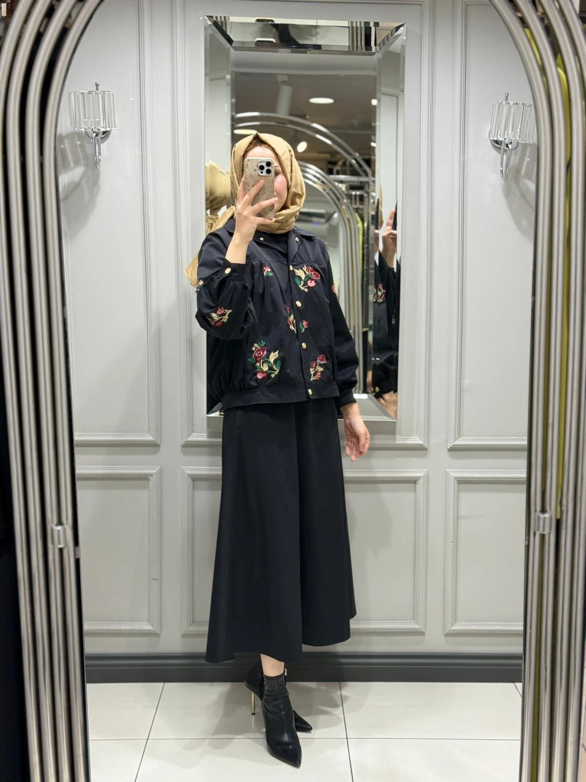 GHISA TAKIM - SİYAH