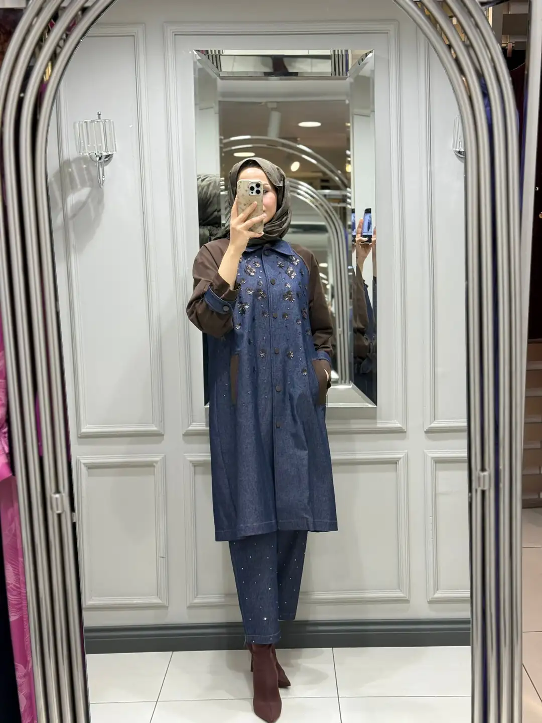 YEŞİM ÖZCAN TRENÇKOT TAKIM