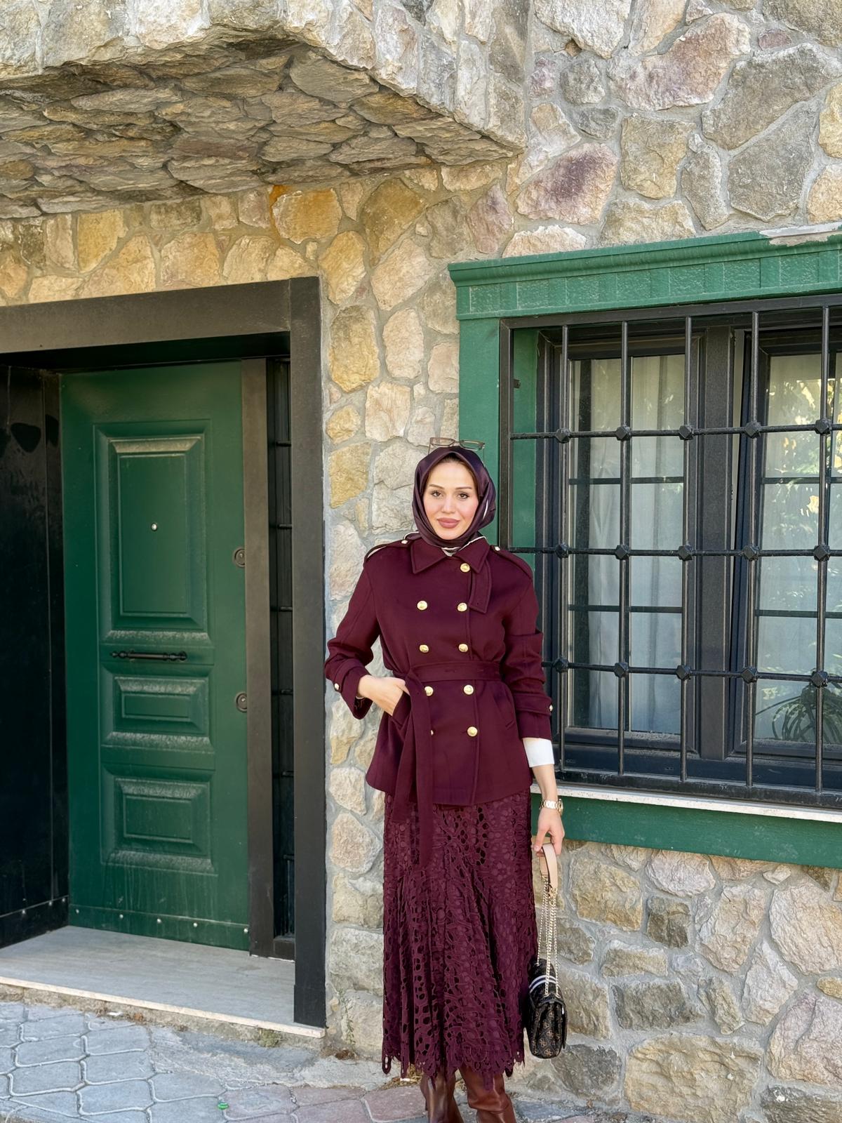 YEŞİM ÖZCAN KRUVAZE KABAN