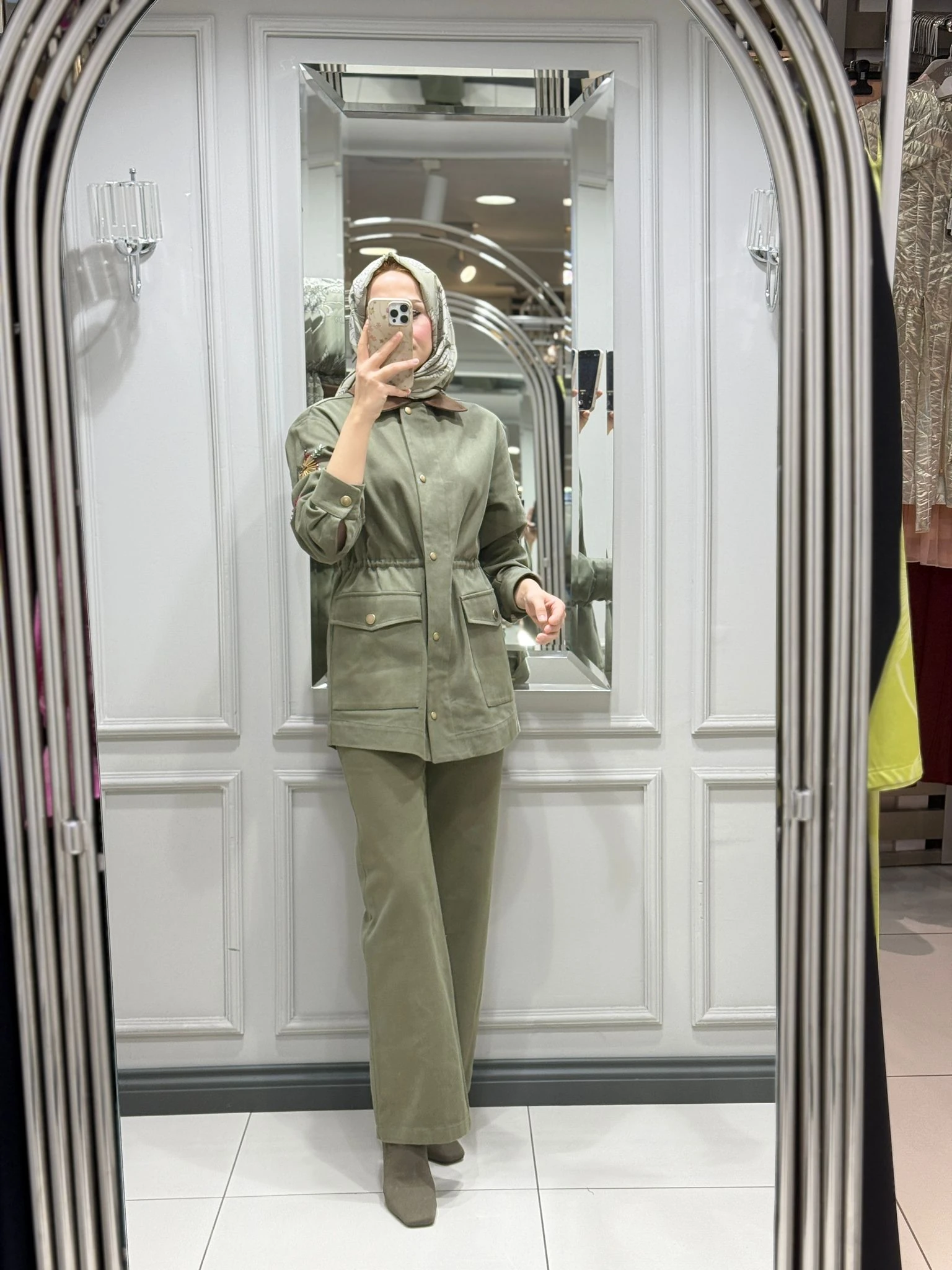 YEŞİM ÖZCAN PANTOLON TAKIM 