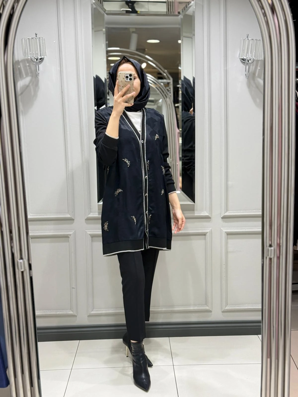 FUAT GÜRŞEN HIRKA - SİYAH