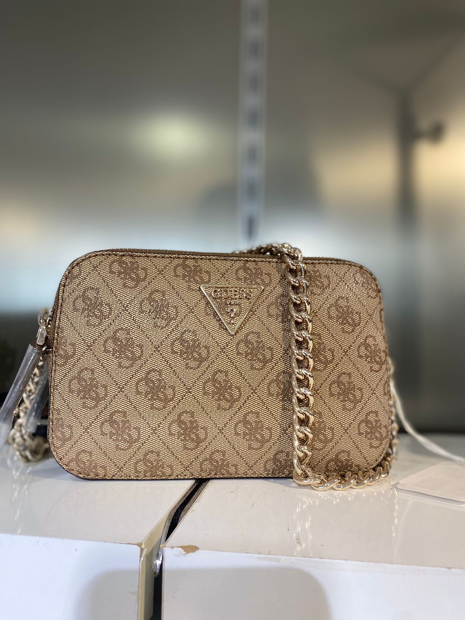 GUESS NOELLE CROSSBODY ÇANTA - LGW