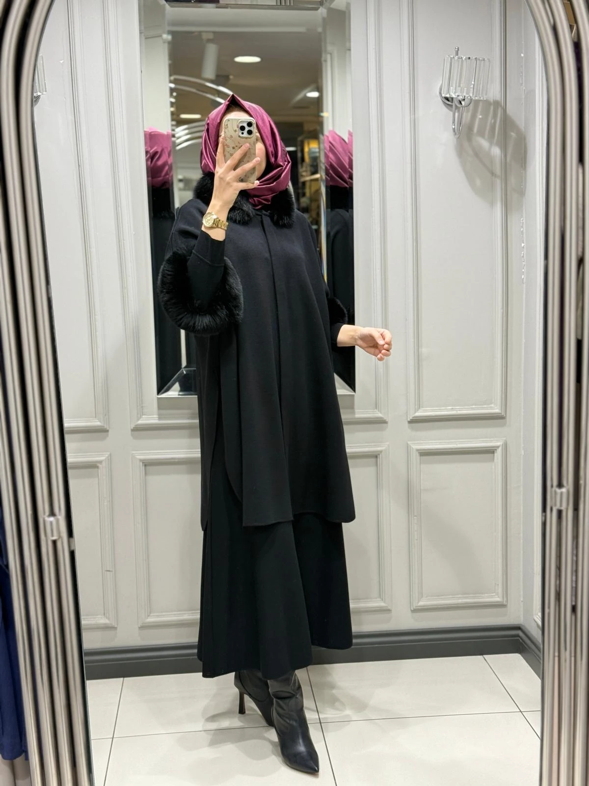 DALİDA KÜRK DETAYLI TRİKO PANÇO - SİYAH