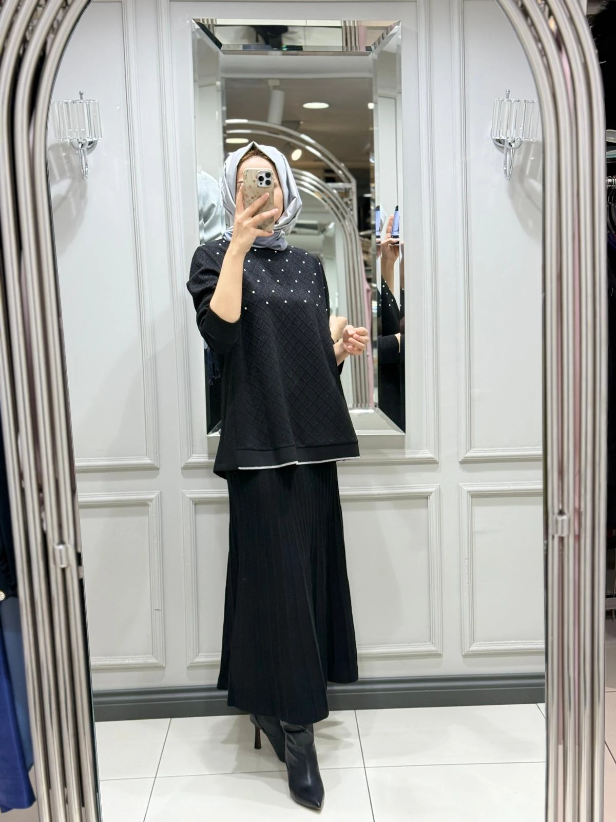 FUAT GÜRŞEN ETEK - SİYAH