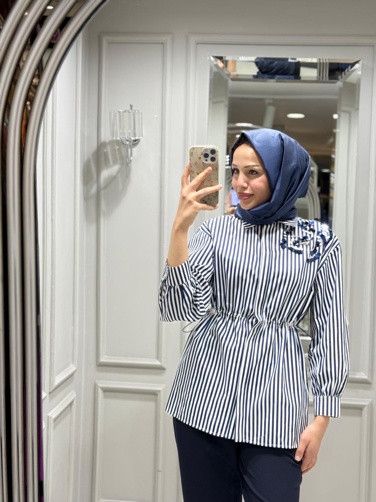 VENÖVE BETTY GÖMLEK