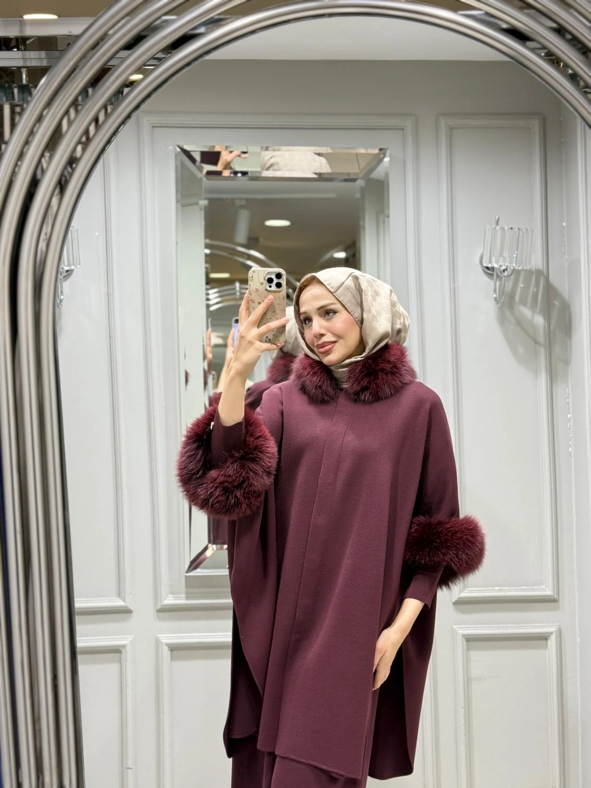 DALİDA KÜRK DETAYLI TRİKO PANÇO